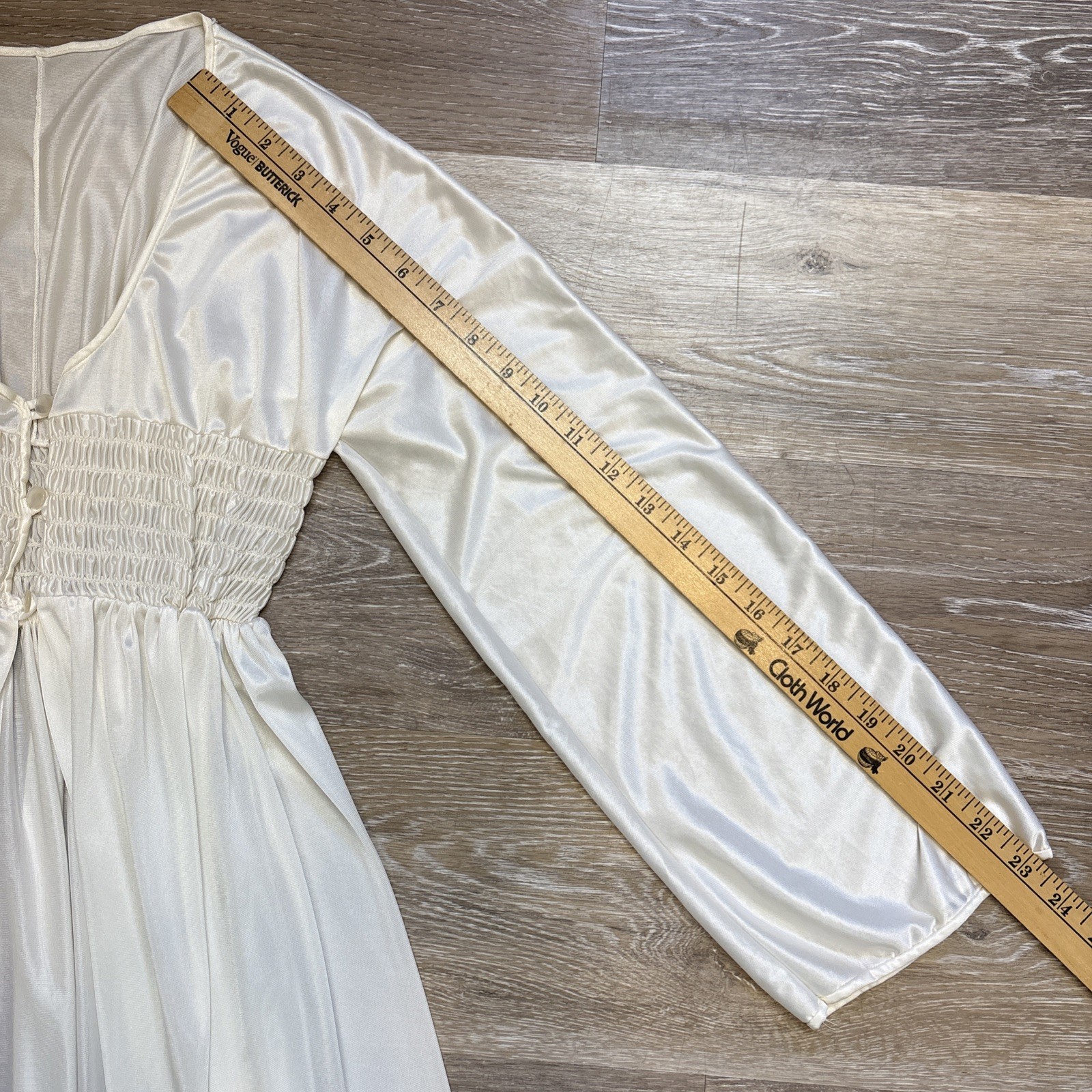 1960s Bridal Nightgown Peignoir Ivory Lace Smocked Sz Small Mistee Nylon USA