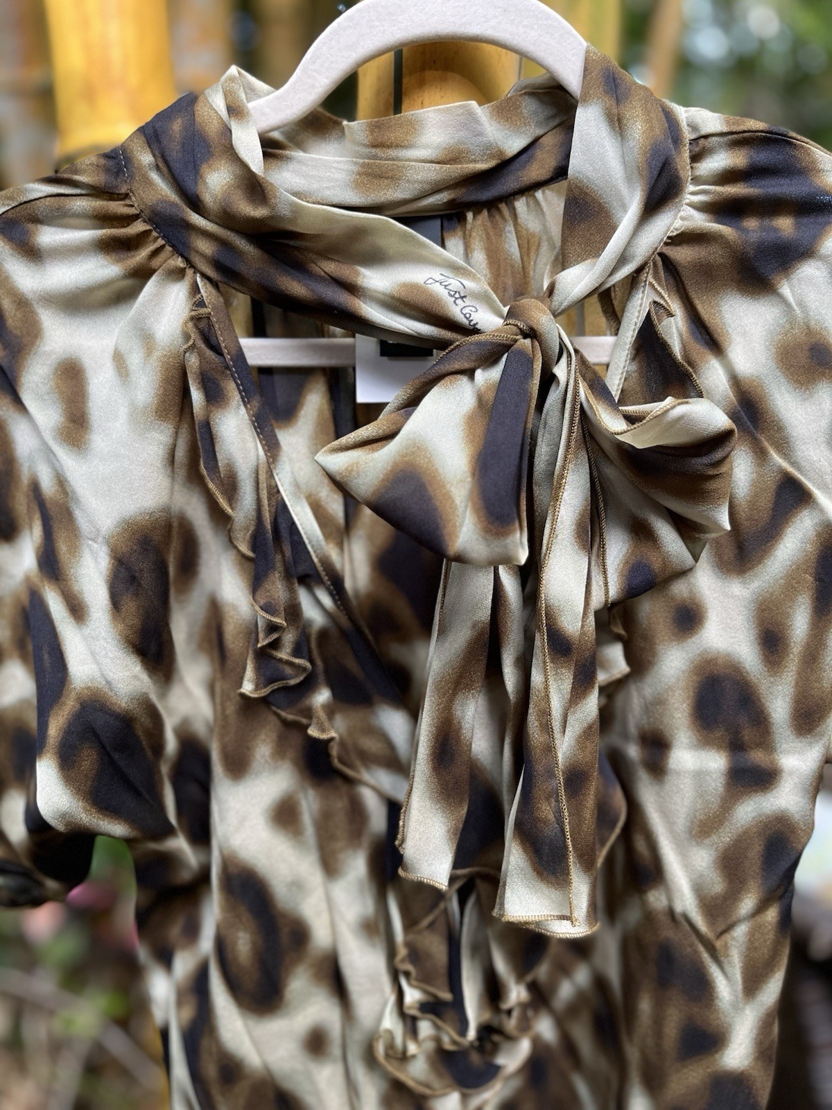 JUST CAVALLI VINTAGE Camouflage Top Short Sleeve Tie Ruffle Buttons Italy 42