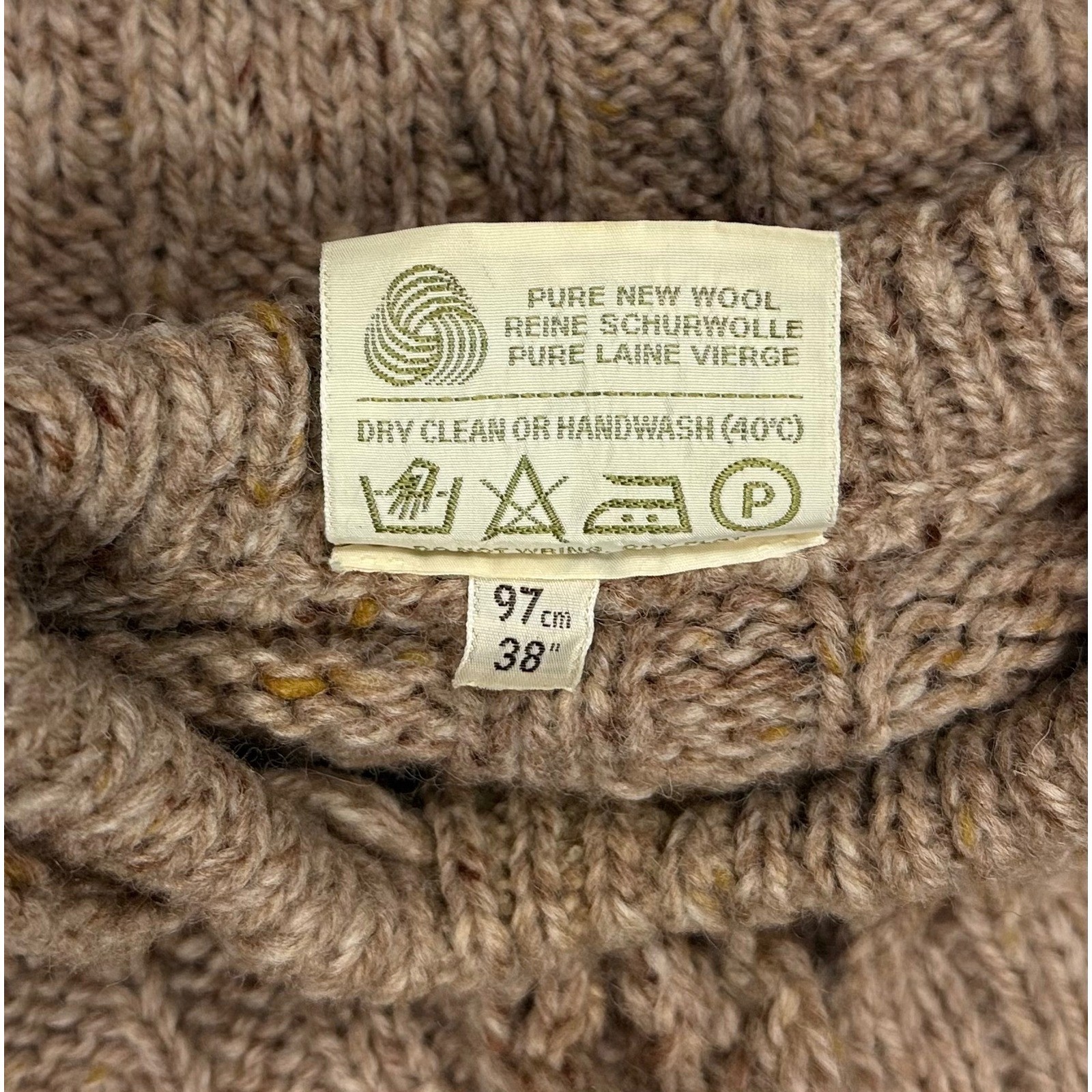 Gaelterra Woolmark loomed in Ireland New Wool light brown knit women’s 38 small