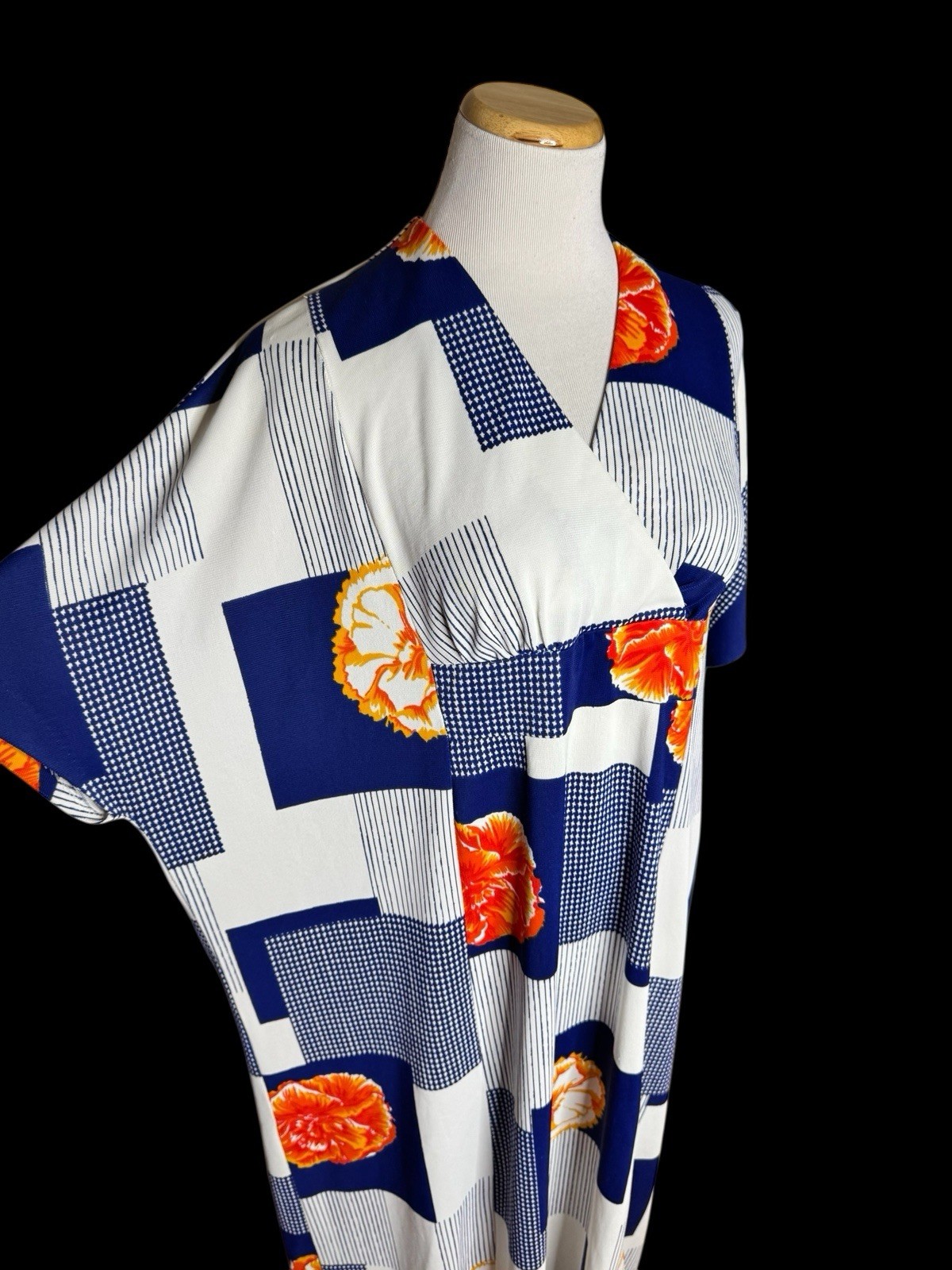 Vtg Hawaiian Caftan Muumuu 60’s 70’s Holt Renfrew The 1300 Collection Polyester