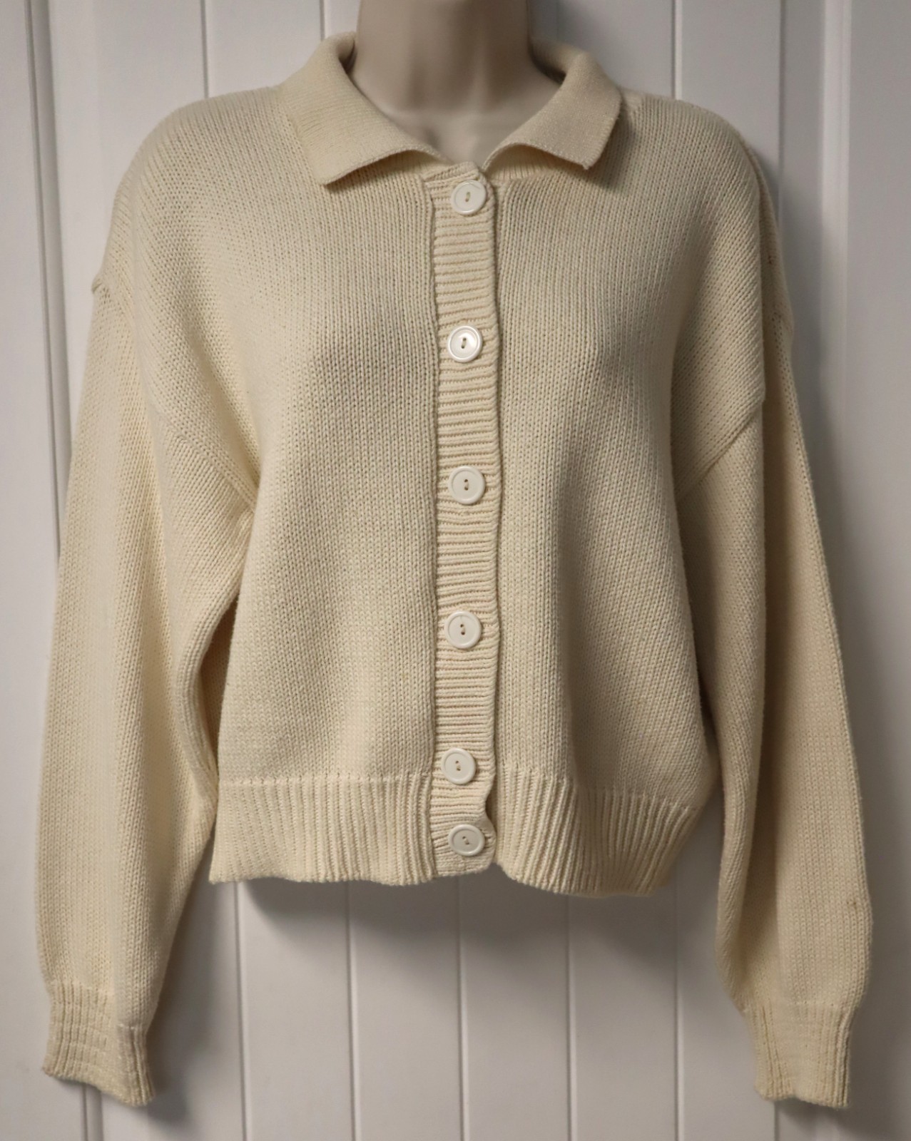 Vintage 1990s Sarah Arizona womens ivory cotton cardigan sweater S/M (USA)