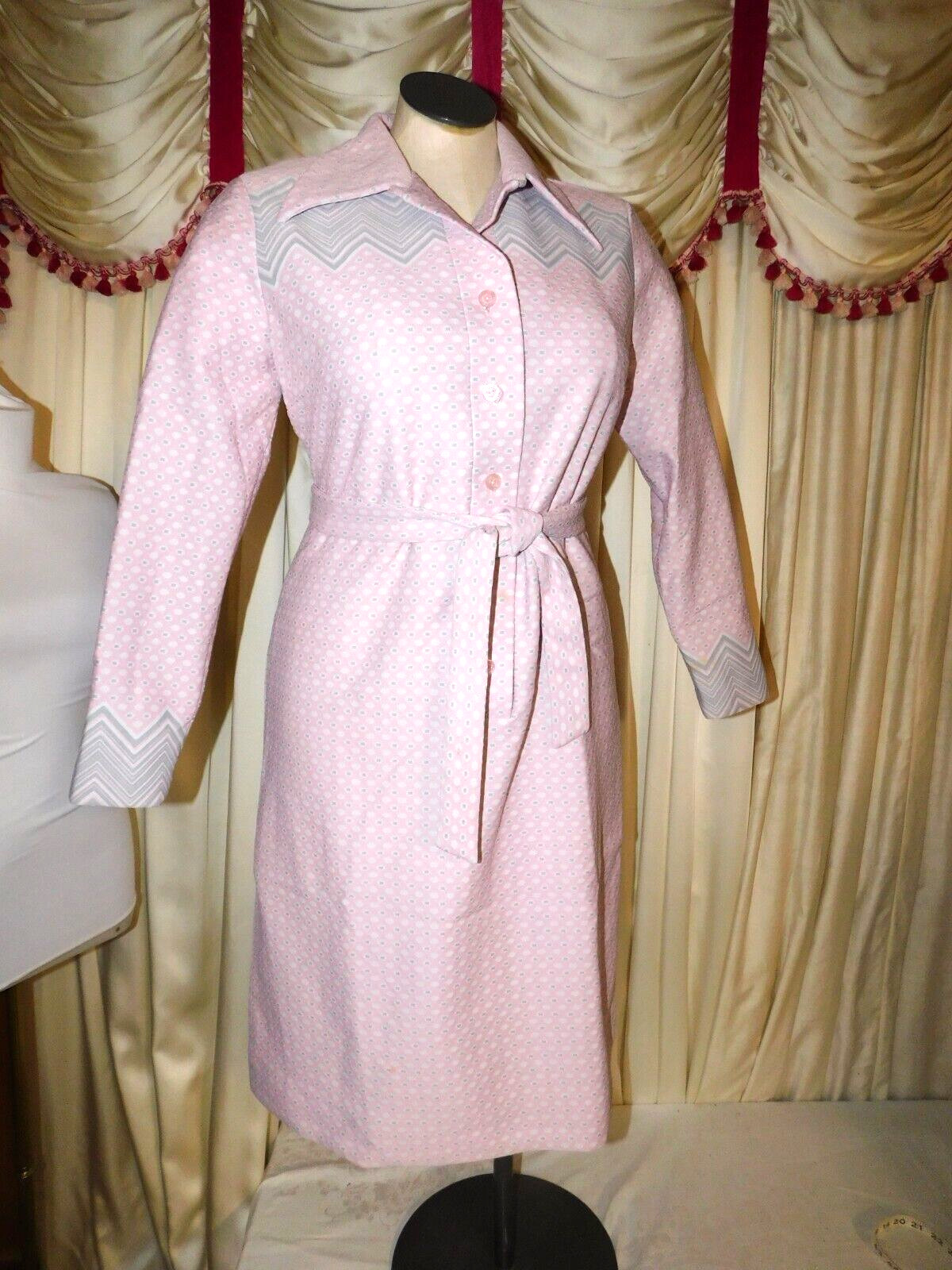 Vintage Pink Gray White Poly Dress w/ Belt SERBIN Waist 36″ )*