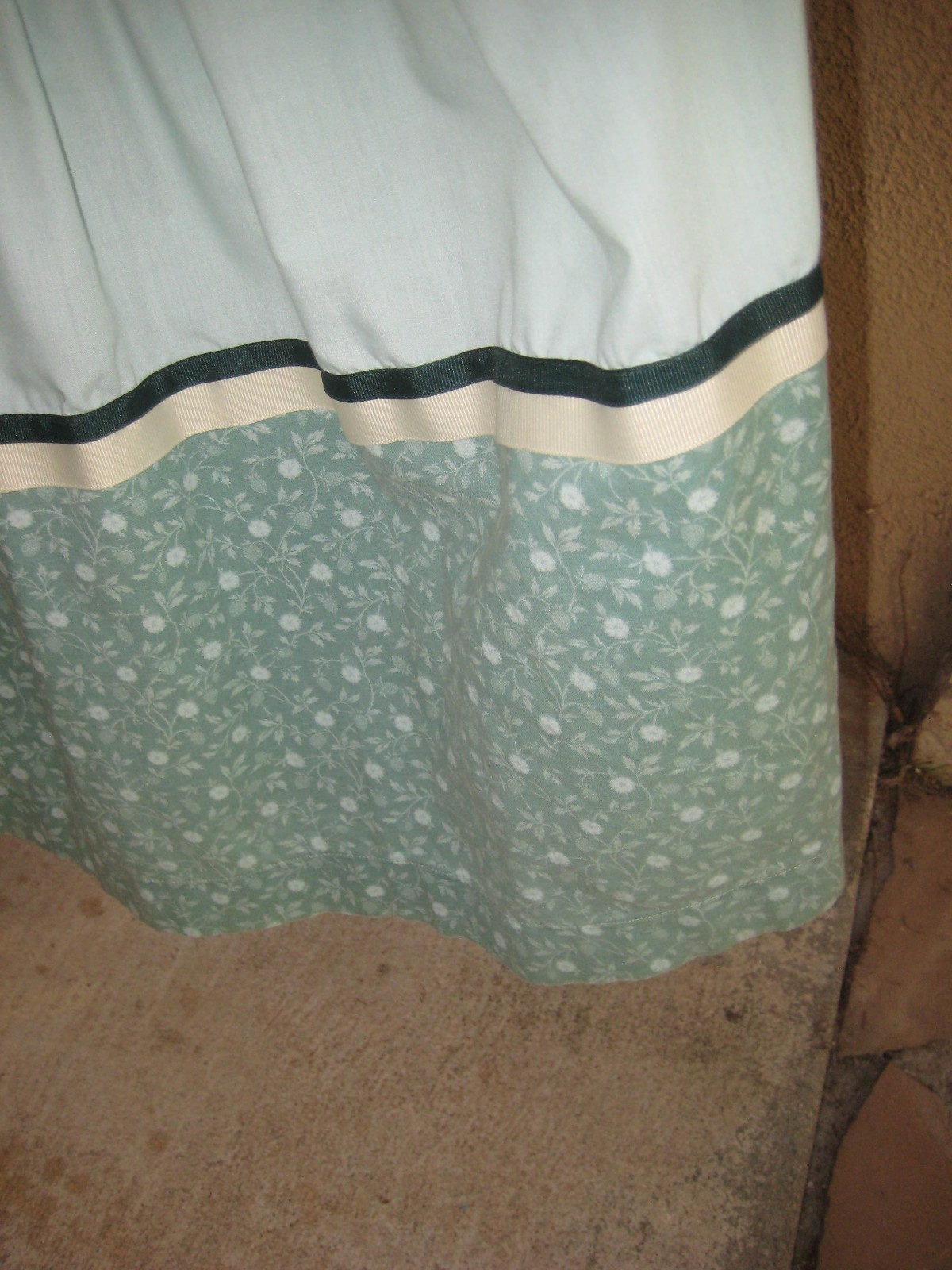 Vintage Hilda Hawaii sage floral ruffle hem puff sleeves muumuu long dress M