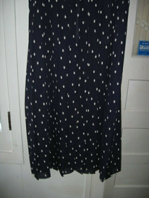 VINTAGE NAVY BLUE/WHITE POLKA DOT LINED PLEATED SKIRT – NORTON MCNAUGHTON – 18