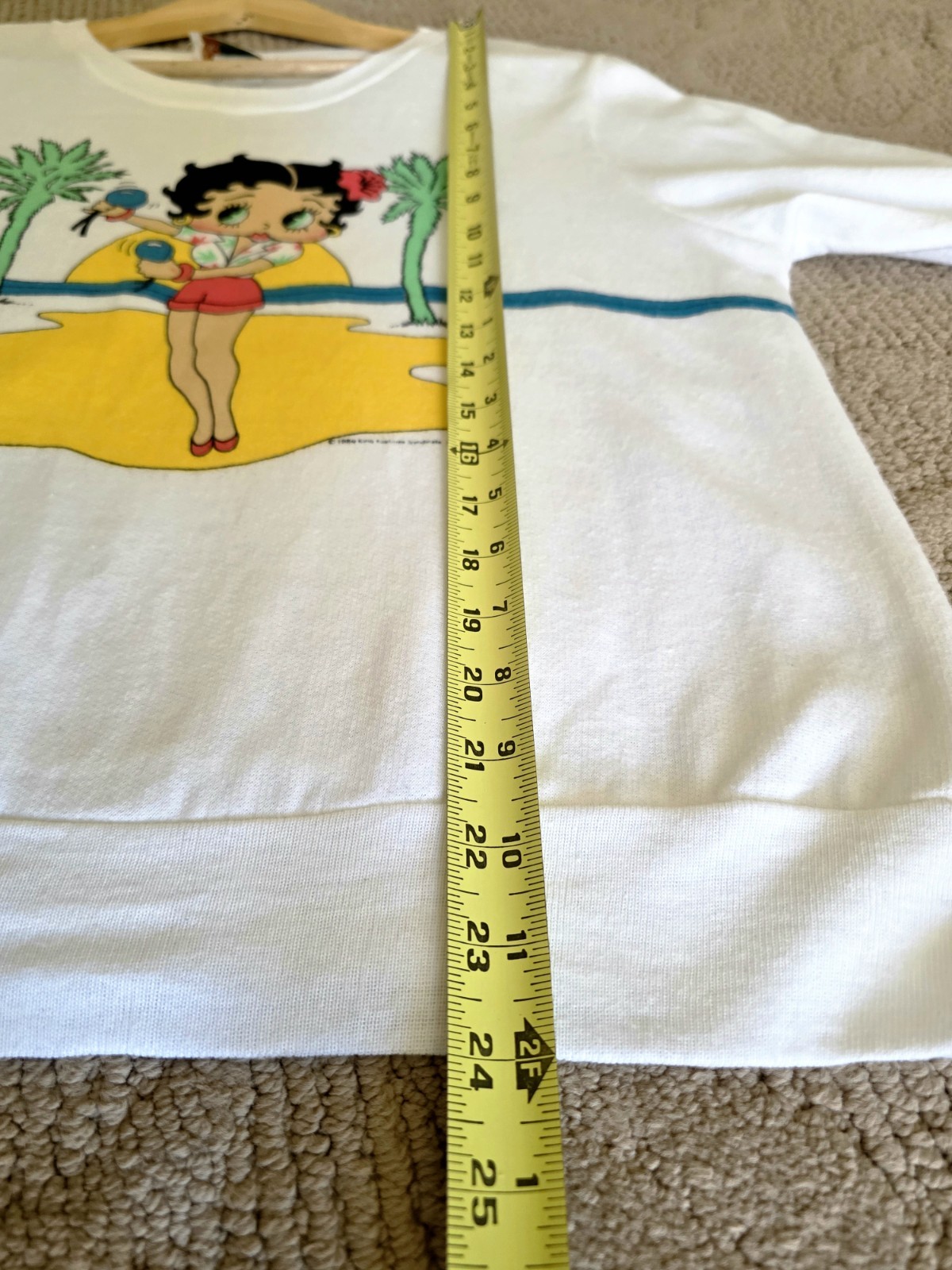Vtg 1984 Betty Boop White Sweatshirt 80s Beach BJ Frog Medium Sz38 USA Medium