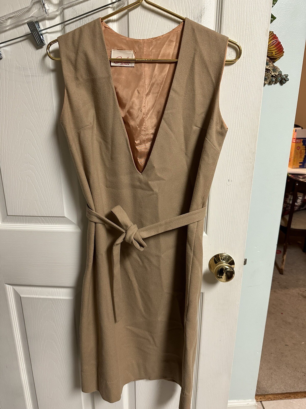 Vintage 70’s 60s Carol Rogers Women’s Dress Wool Shift Sleeveless Beige Cream