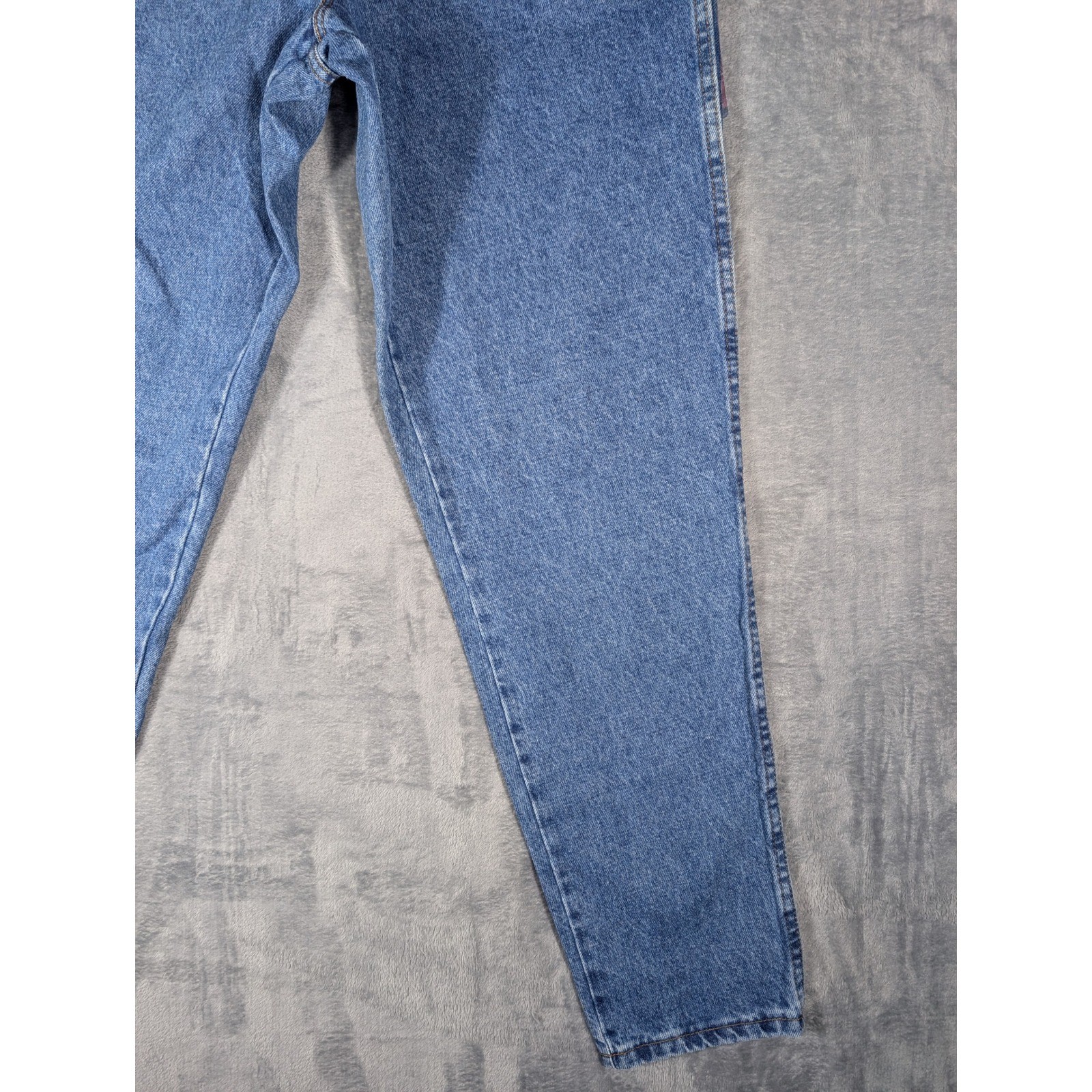 Vintage Chic High Rise Relaxed Fit Tapered Leg Jeans Made in USA Size 12 Average
