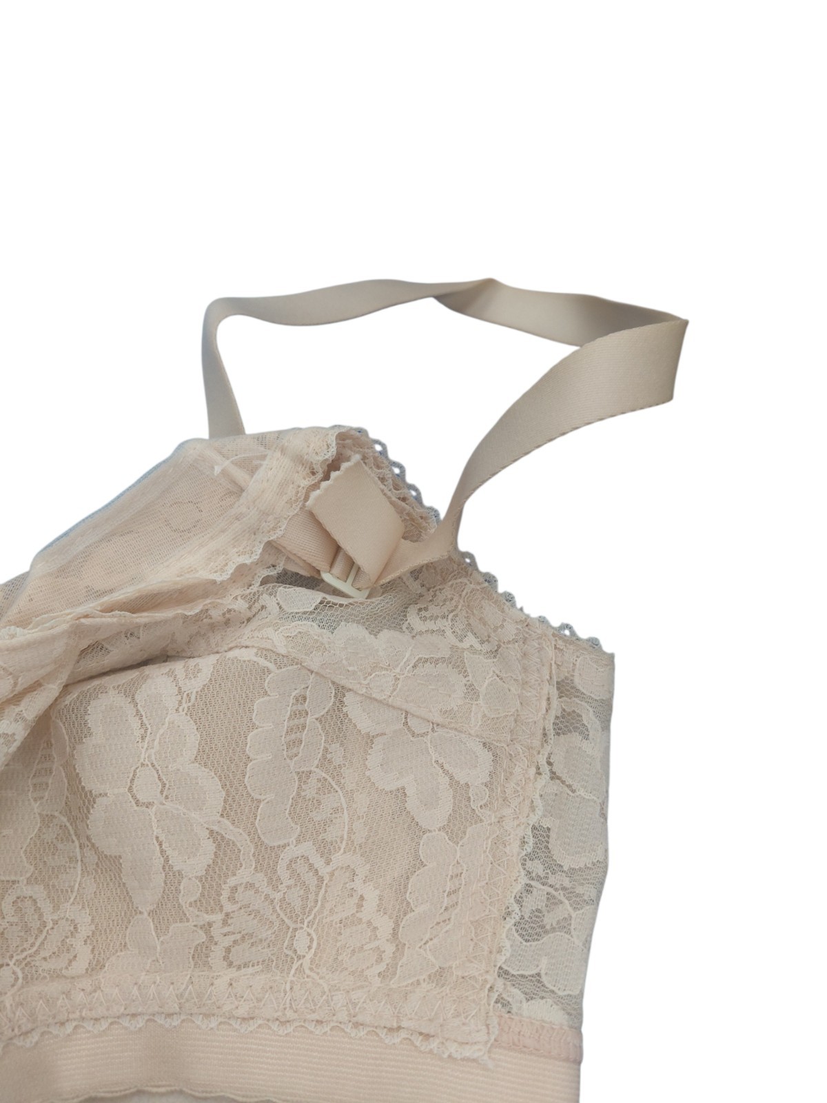 Vintage Lady Cameo Lingerie Bra Size 30DD
