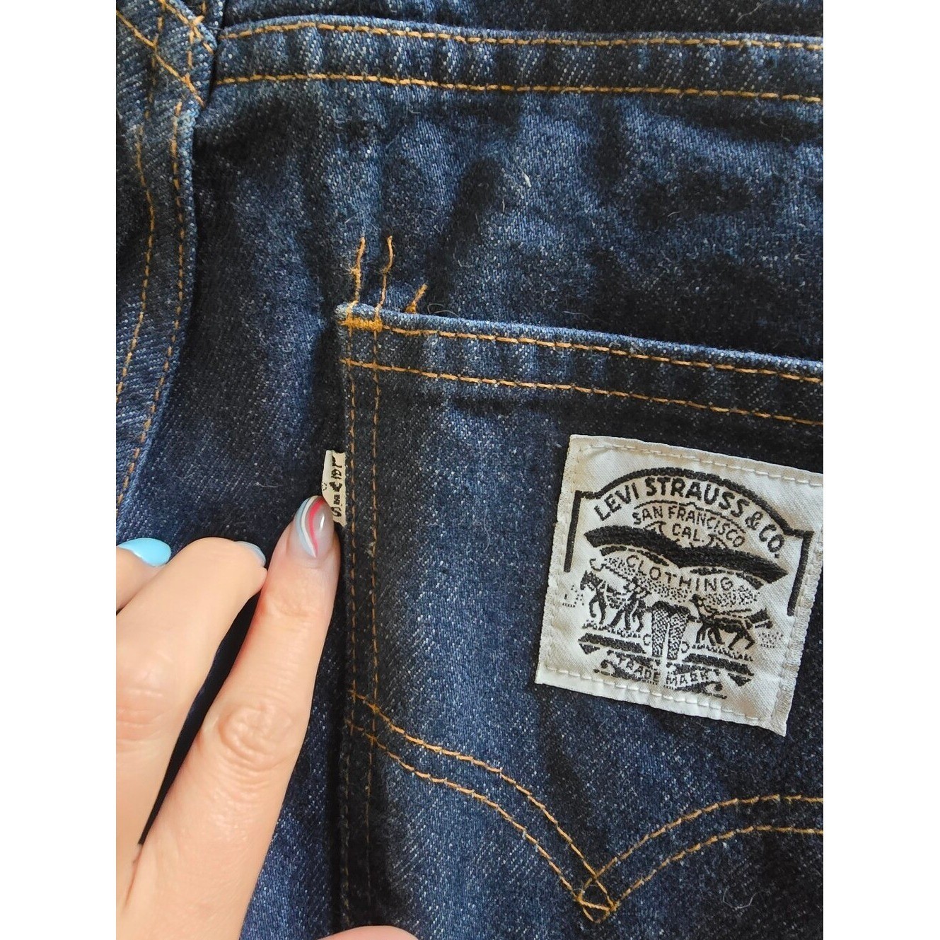 Vintage Womens Levi Strauss White Label Denim. Made In TX. Measured Size 6. Euc.