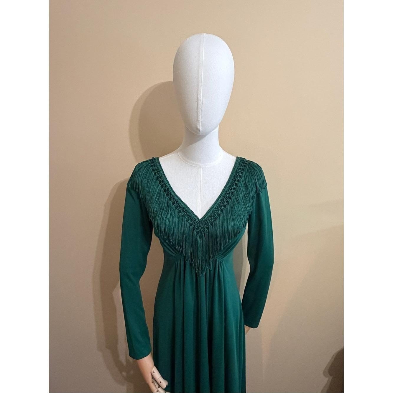 1970’s Deep Green Empire Waist Fringe V-Neck with Macrame Tassel Maxi Dress