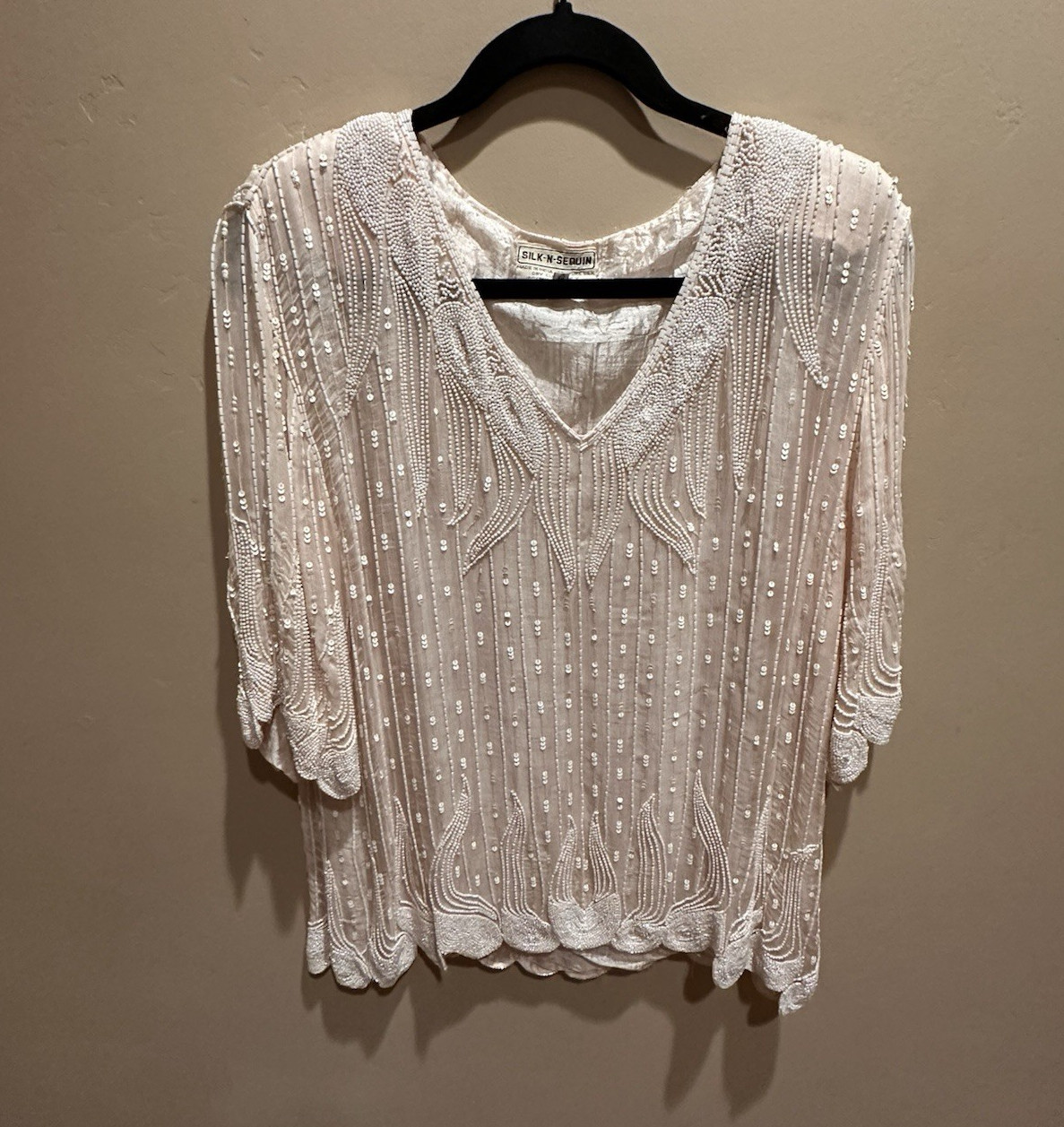 Silk-N-Sequin Ivory Silk Beaded Sequin V-Neck Blouse 3/4 Sleeve L