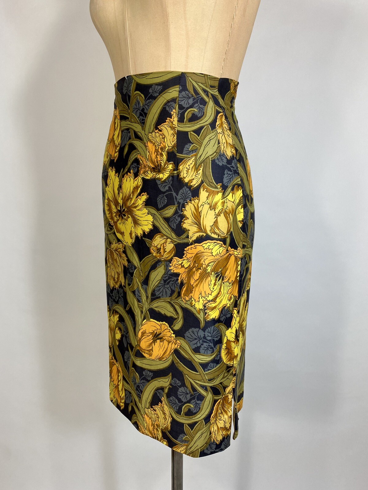 Vintage 1950’s-60’s REVERSIBLE floral/gold color polished cotton pencil skirt XS