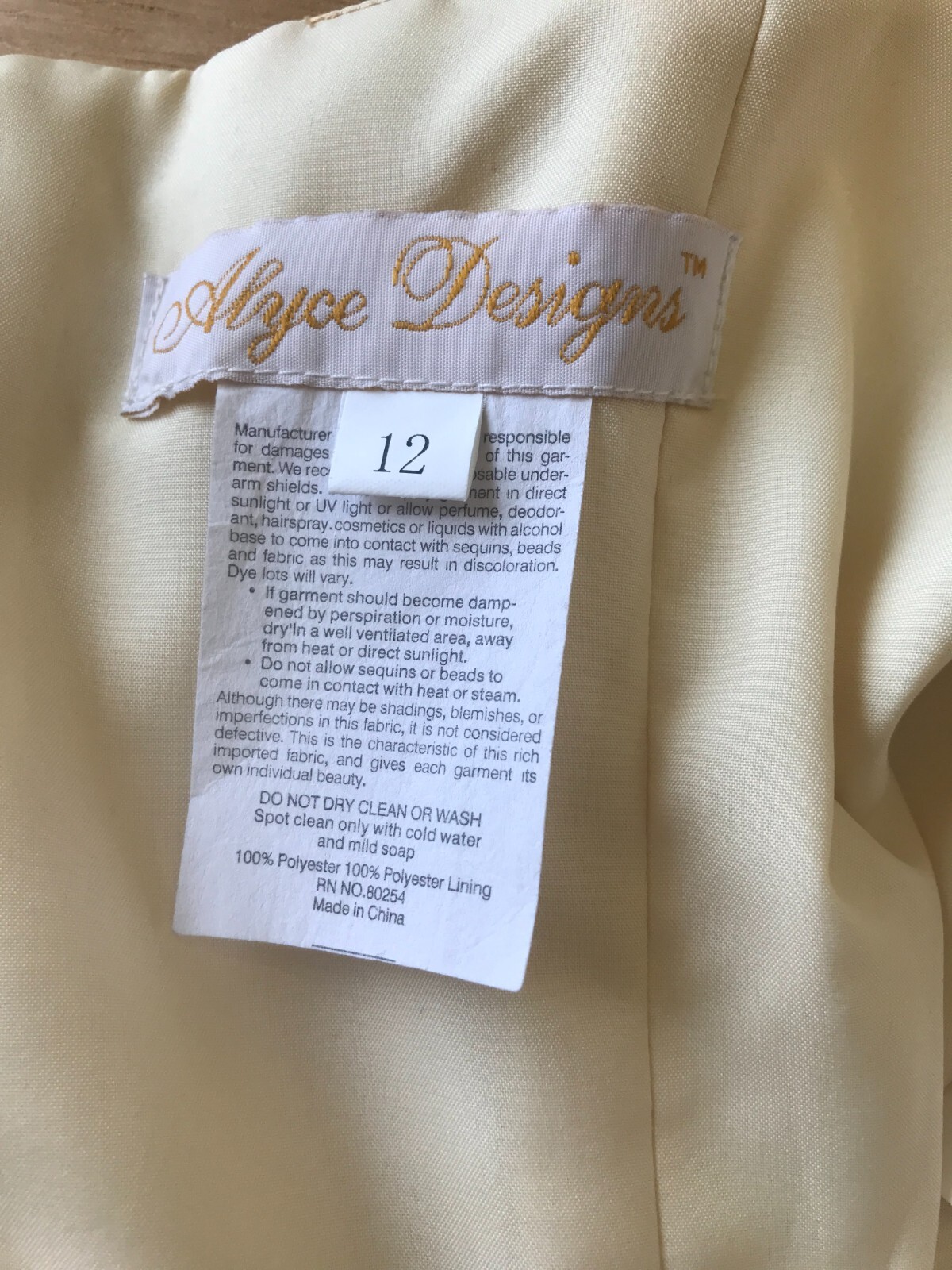 Alyce Designs Vintage Wedding Prom Dress Sz 12 but fits like 8 Cream Party NWT!