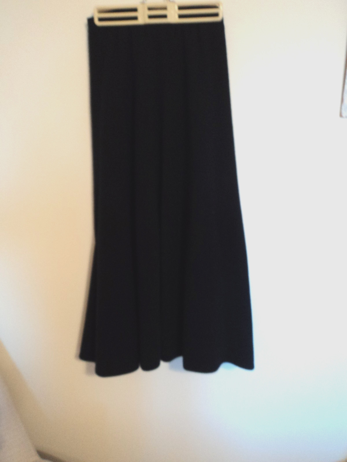 Vintage M Sz 8, Abby Rose for Strategy Black 3/4 circle skirt, lined, wool