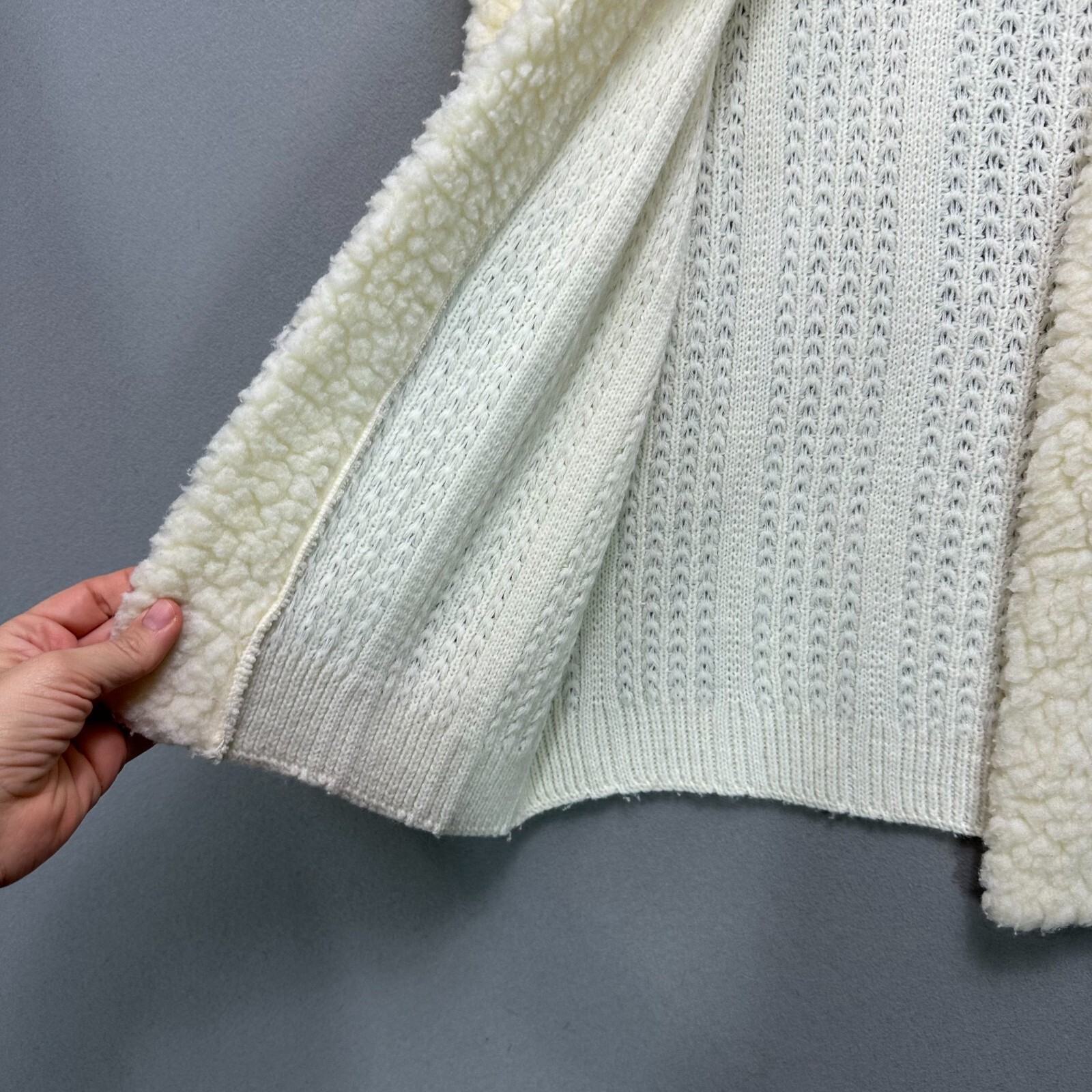 Vintage Cottagecore Faux Sherpa Trim Knit Cardigan Vest Womens M Ivory cream