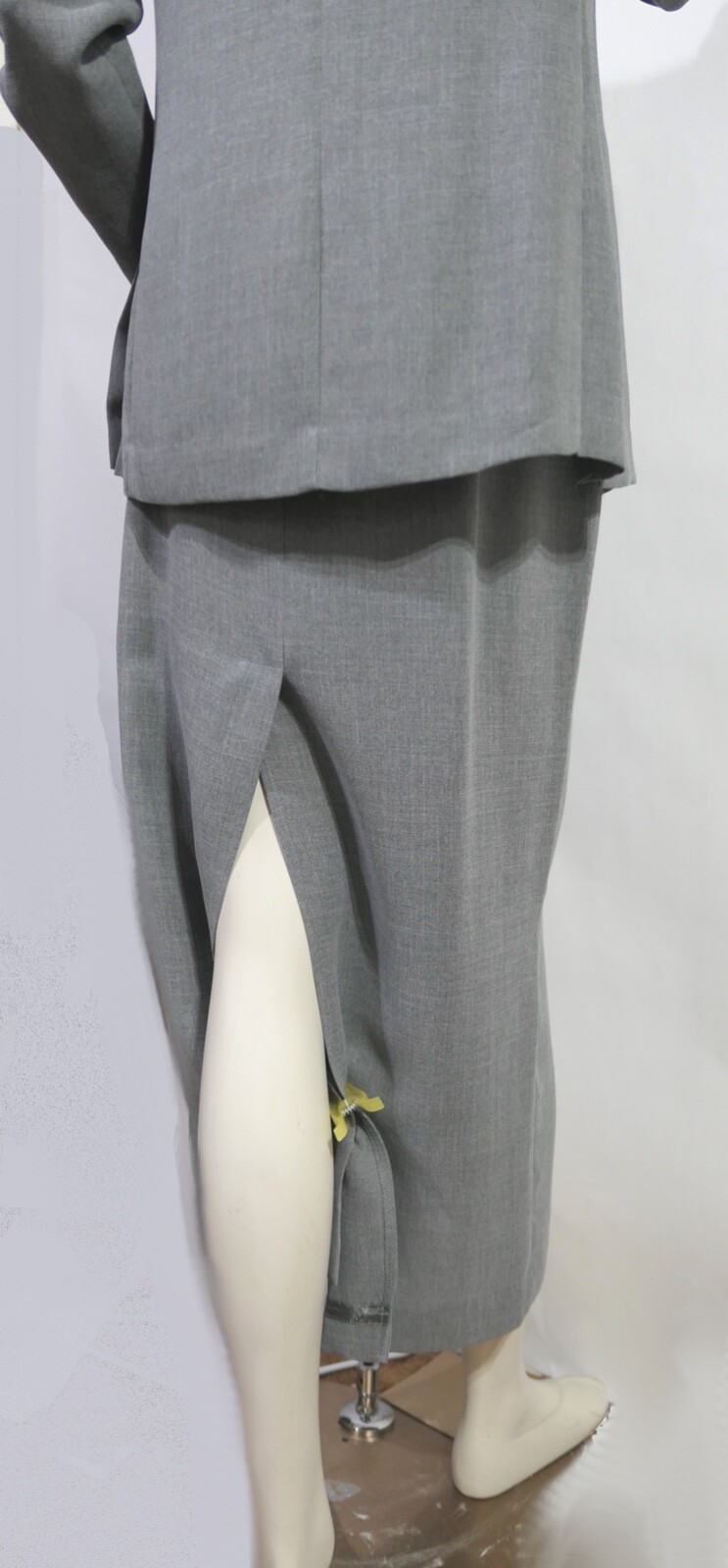 Vintage 90s Fattaneh Bahari Classic Polished Suit Midi Skirt Jacket Soft Gray 8