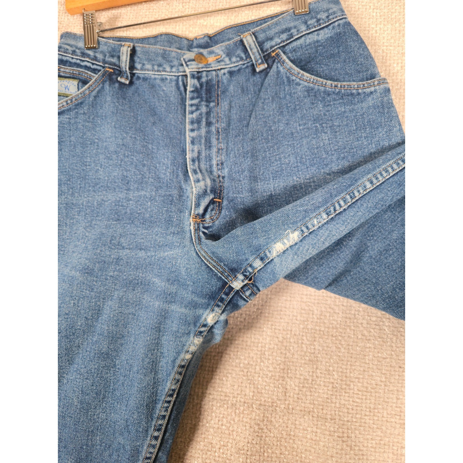 Wrangler for Women Vintage High Waisted Tapered Leg Jeans Medium Wash 30×27