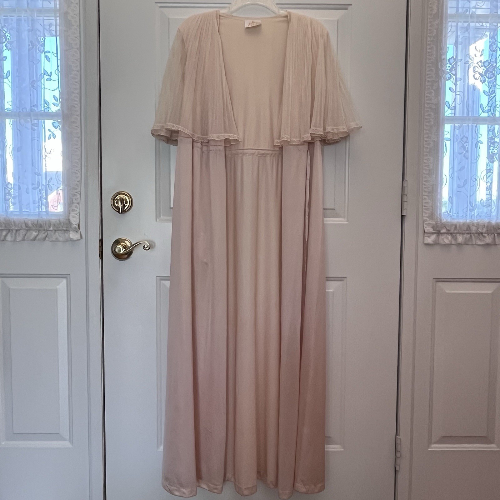 Jolie Two VTG Nylon Robe Sheer Pleated Chiffon Capelet Dressing Gown Beige Small