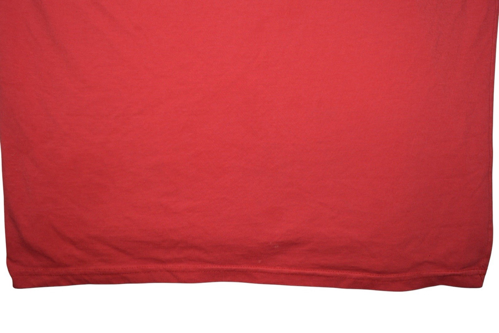 Vintage Hard Rock Cafe Saigon Vietnam T Shirt Red Graphic Cotton XXL #1627