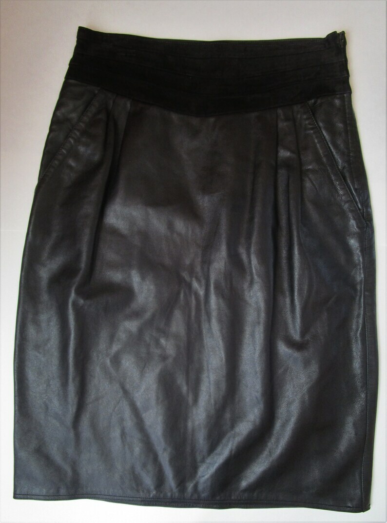 M Bergdorf Goodman Black Leather Pencil Skirt 1980s Cummerbund Slash Pockets