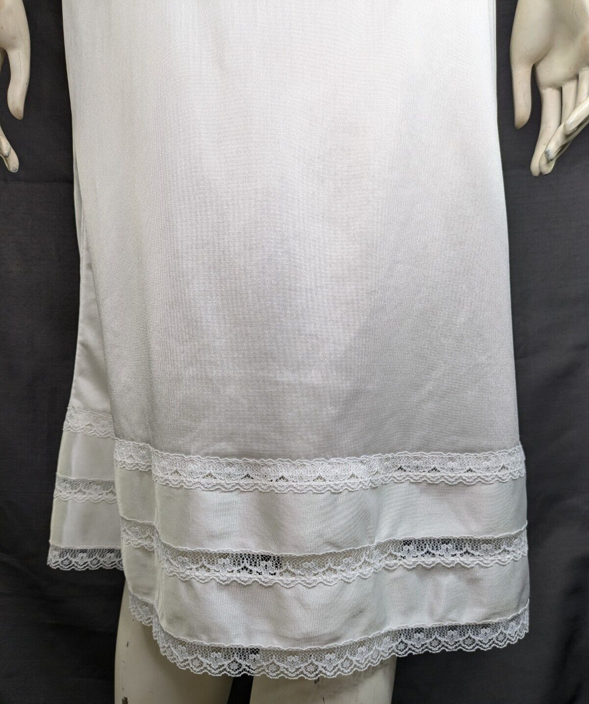 Vintage Sears Half Slip Lingerie Lace Nylon Undergarments White Anti Cling M