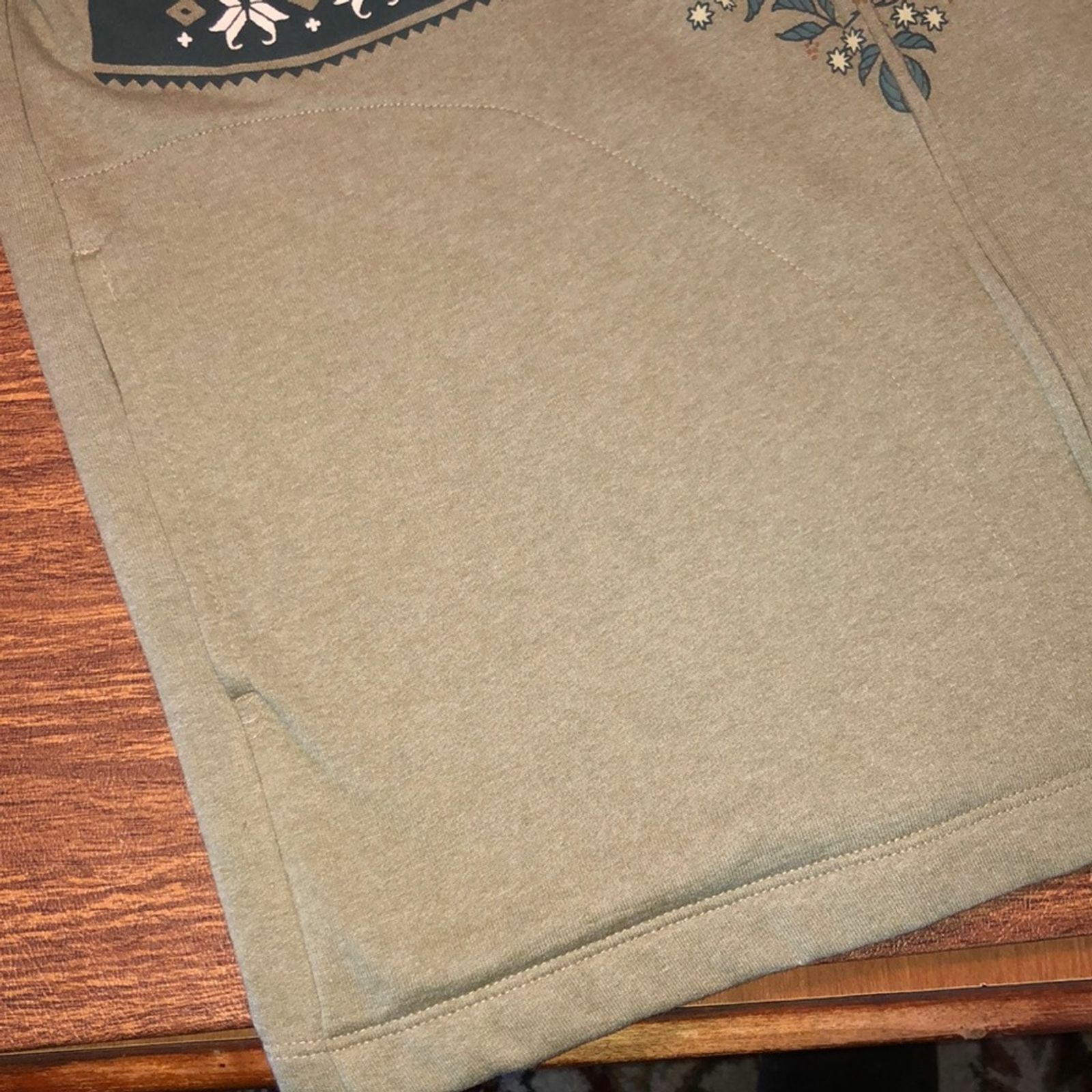 Full Zip Vintage Green Alaska Polar Bear Collared Long Sleeve Sweatshirt L