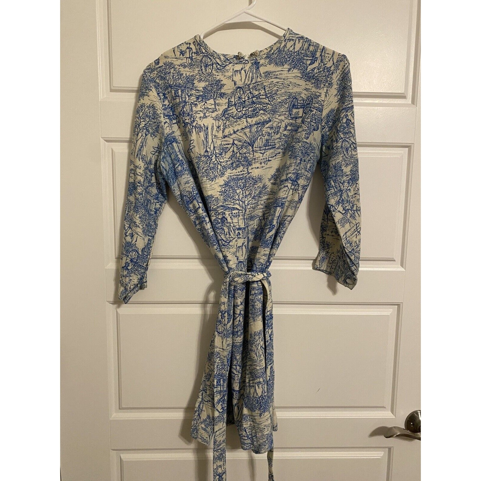 Vtg 70s Romantic Toile Print Shift Dress White Blue Fabric Repair Craft