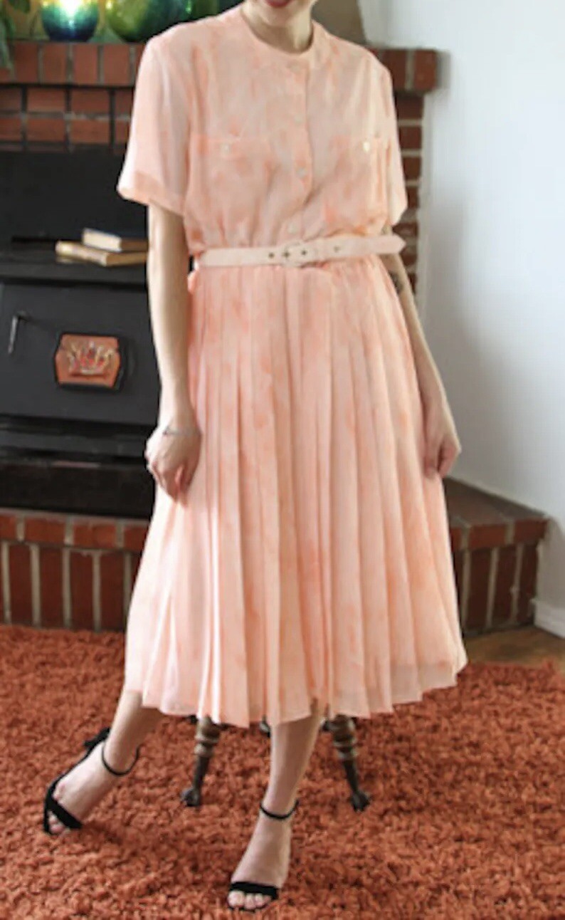 Vintage 1980s Rouie Blouson Smock Dress with Belt Size 12 Peach Chiffon Modest L