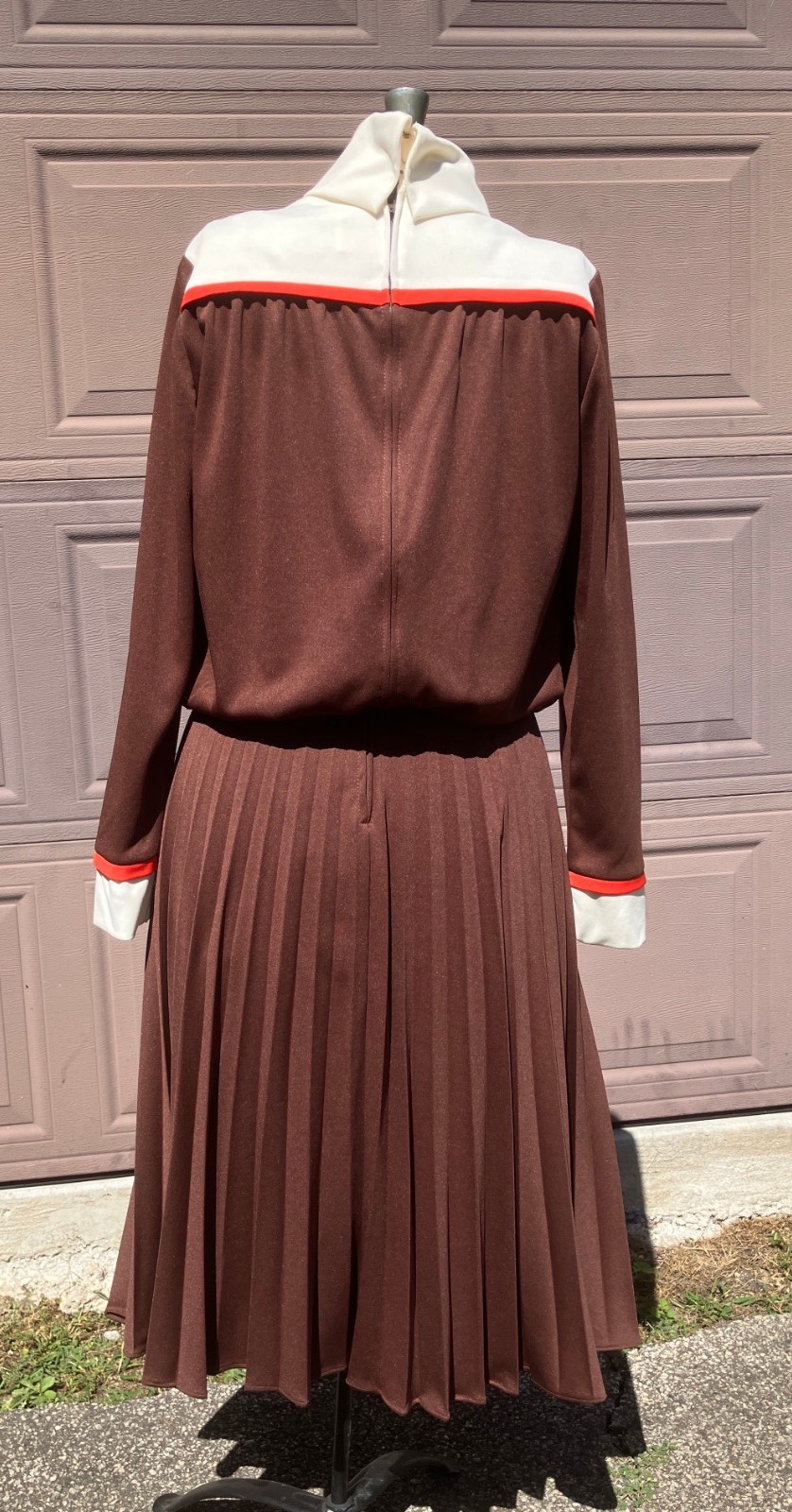 Sunshine Alley dress polyester VTG sz 12 pleated brown ILGWU machine wash dry