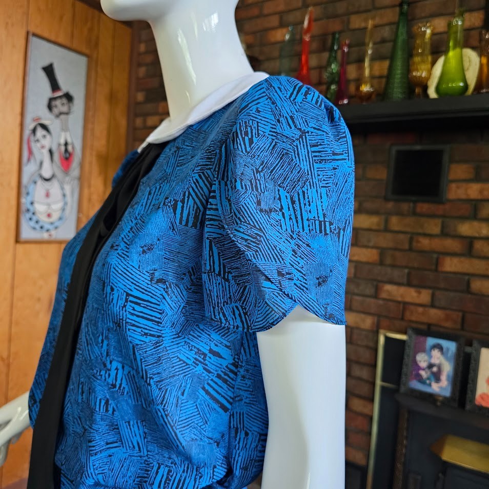 Vtg 80s Disco Secretary Ascot Tie Peter Pan Blouson Graphic Peplum Work Dress S