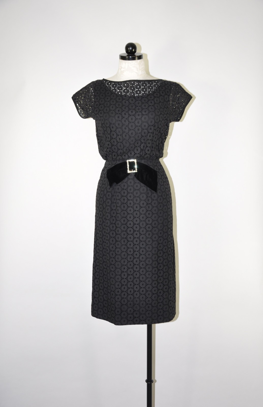 50s Vintage Black Cotton Lace Eyelet Velvet Rhinestone Wiggle Cocktail Dress S