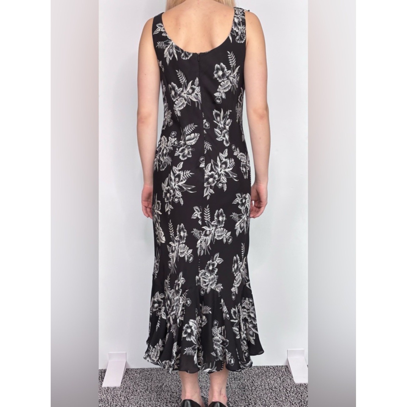 Y2K Silk Vintage Jones New York Signature Black & White Floral Midi Dress L