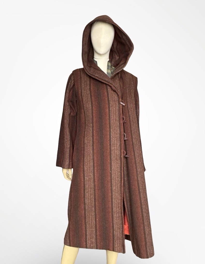 Scottish Wool Hooded Toggle Coat Peabody House Vintage 1970s Sony Pictures Large