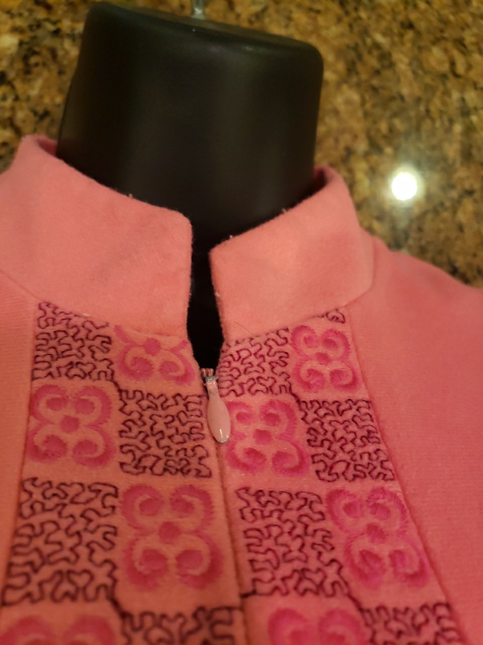 Vintage SEARS Women’s Best At Home Wear Perma Prest Zip Up Pink Housecoat