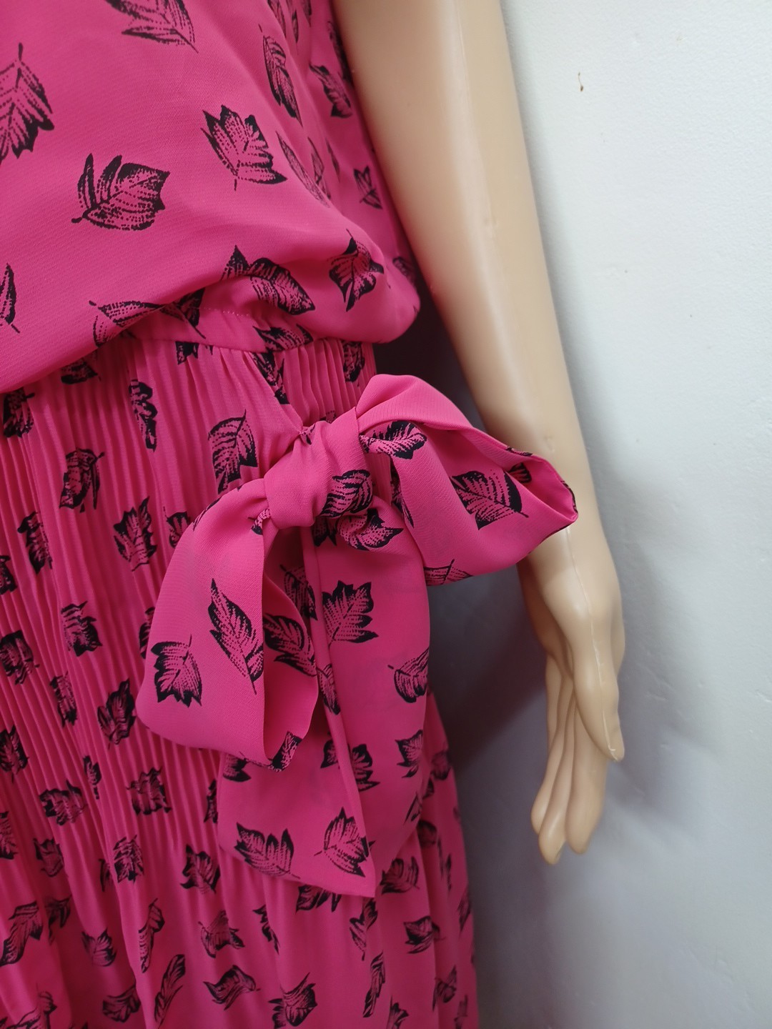 Vtg J.B. Too Pink Dress Floral Leaves Short Sleeves Secretary Drop Waist Sz 16