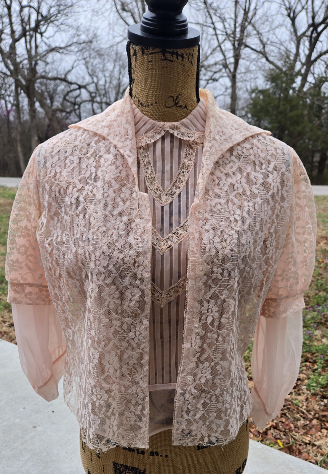 JAW-DROPPING 1940’s? VINTAGE Bed Jacket/blouse Lacey Peach Set Small GLAMOROUS