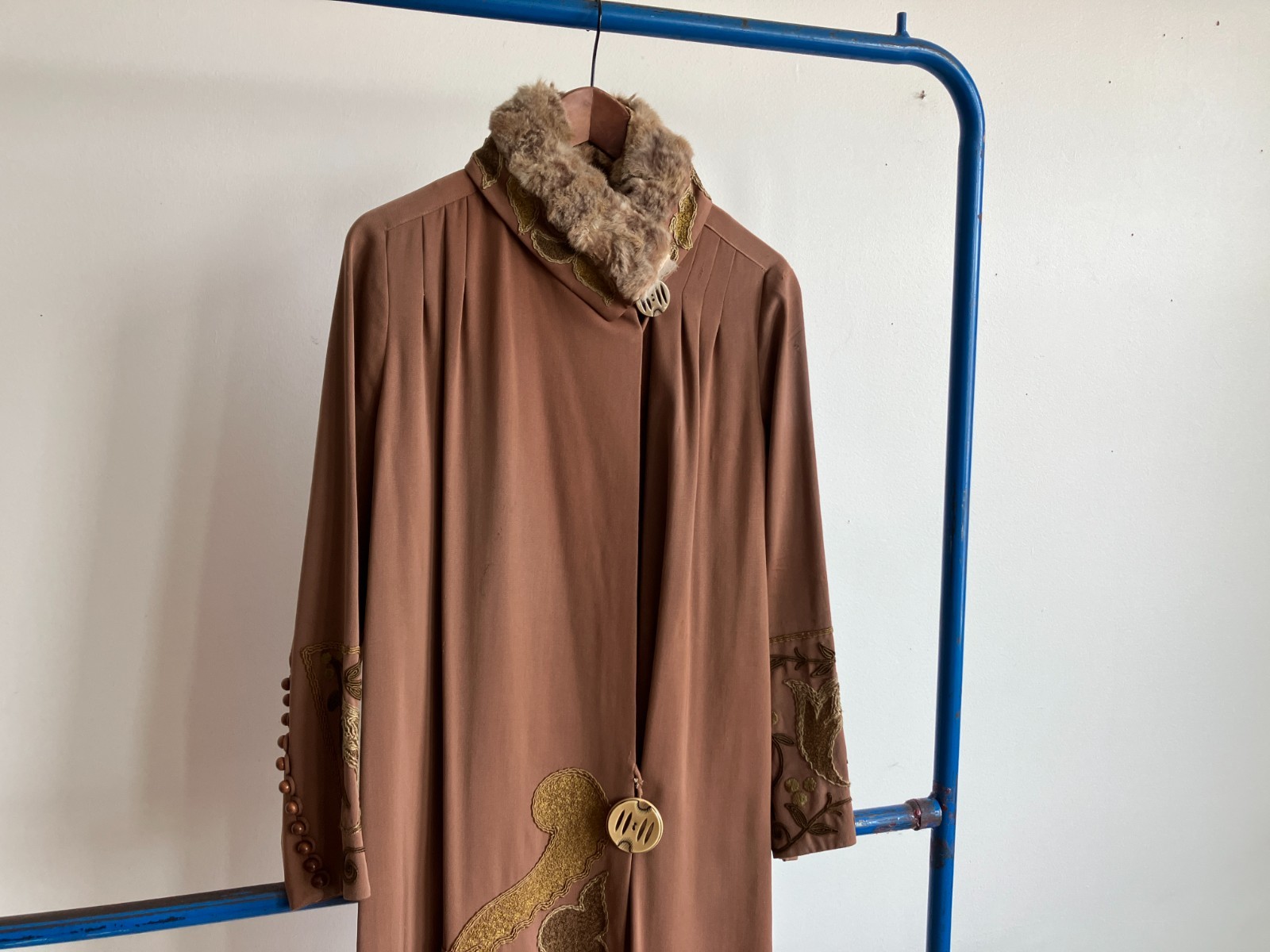Antique 1920s Women’s Wrap Coat Cloak Dress Egyptian Revival Flapper Fur