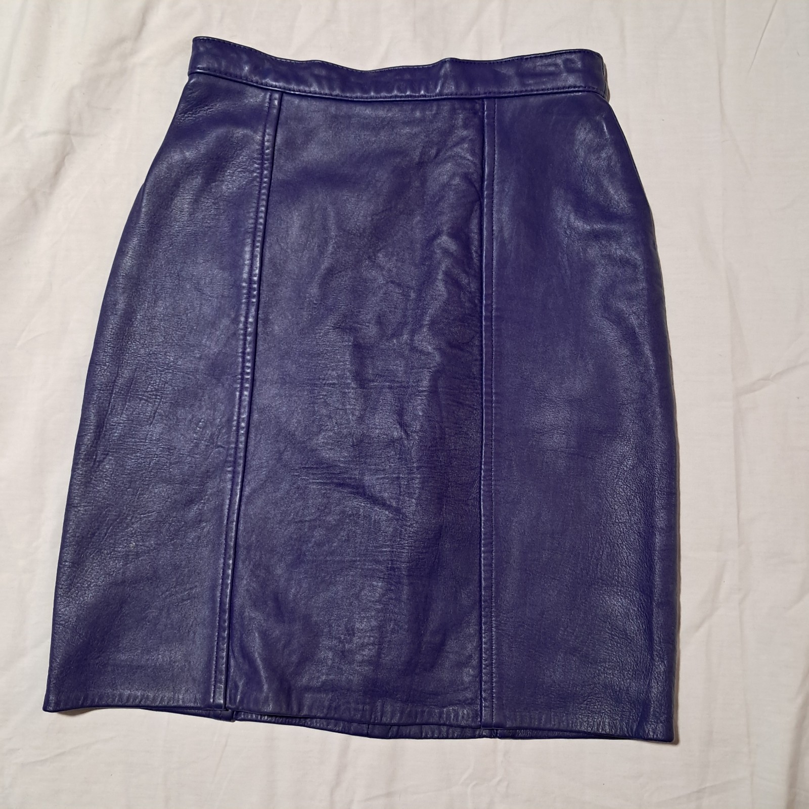 Firenze Santa Barbara Women’s Purple Leather Skirt 24″ Waist 20″ Hem