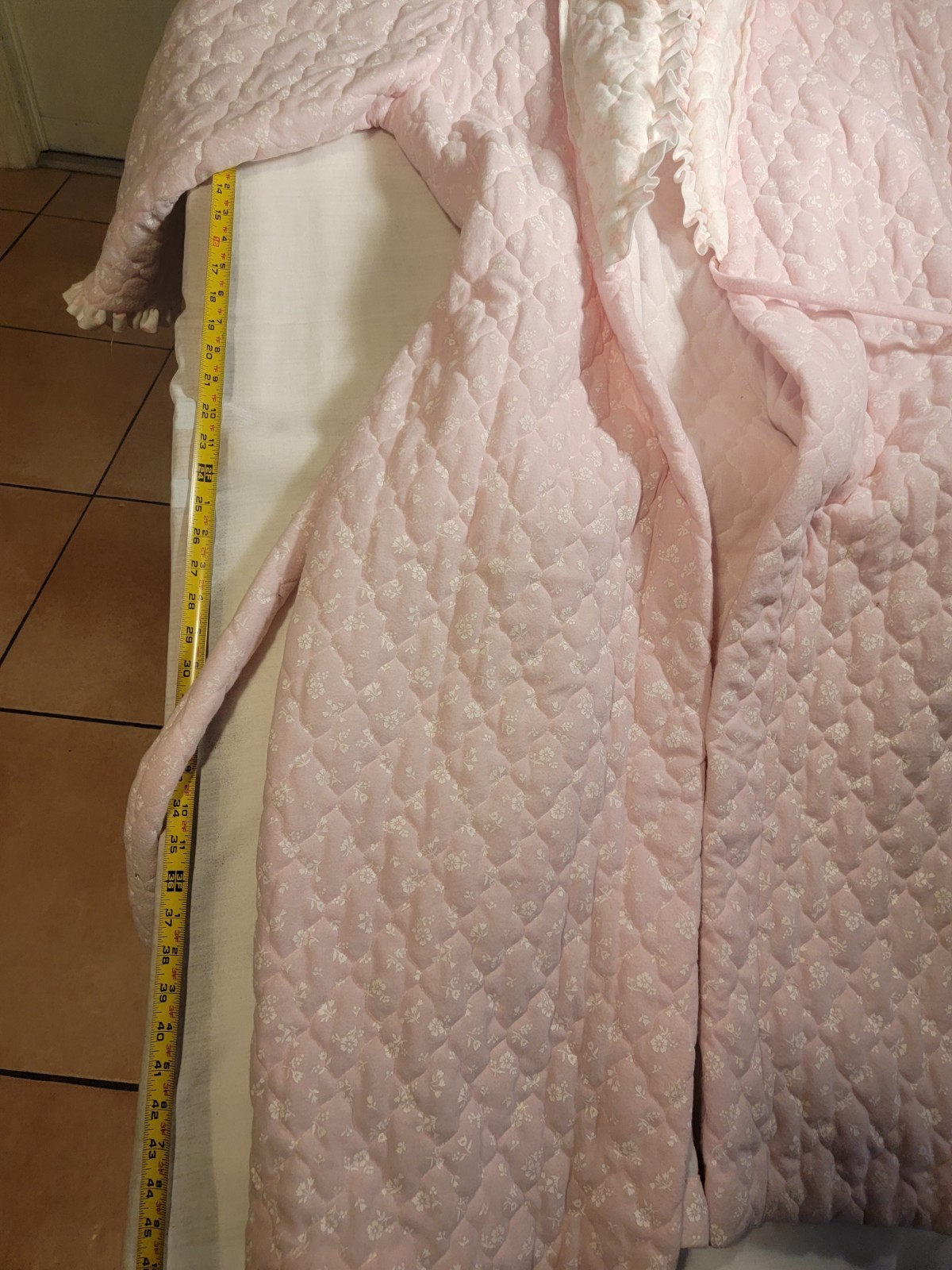 Vintage SANRINA LiIGHTPink & White Long Robe Belted GOLDEN Girls/Grandmacore