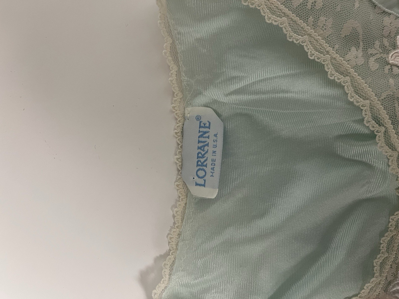 VTG LORRAINE Nightgown Medium Mint Green Nylon Lace Flower Tulip Pearl Buttons