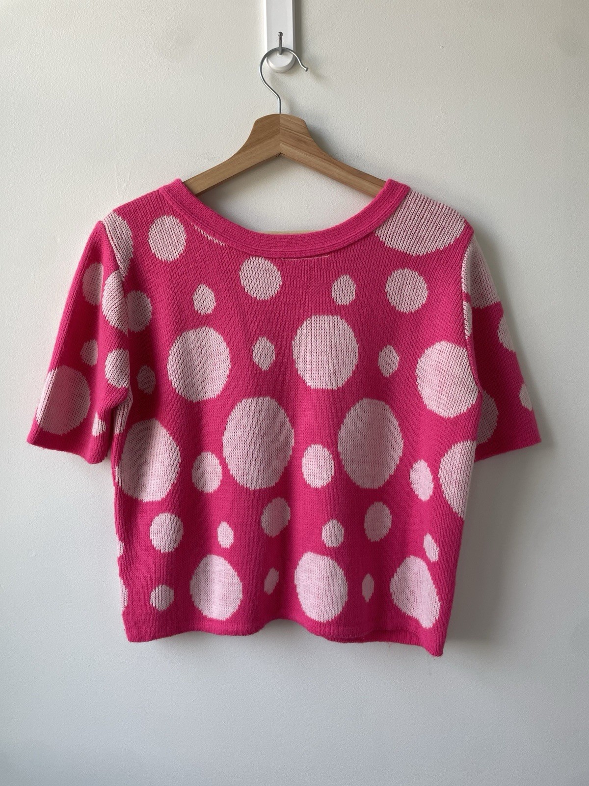 Vintage M L Sweater Top 60s Pop Art Cropped Hot Pink Polka Dot Bubbles VGUC