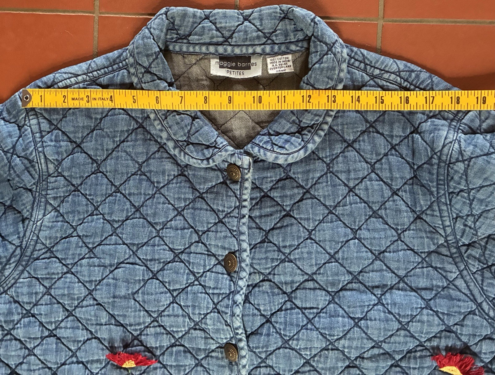 Vintage 90s Maggie Barnes Petites Quilted Embroidered Denim Jacket Floral 24WP