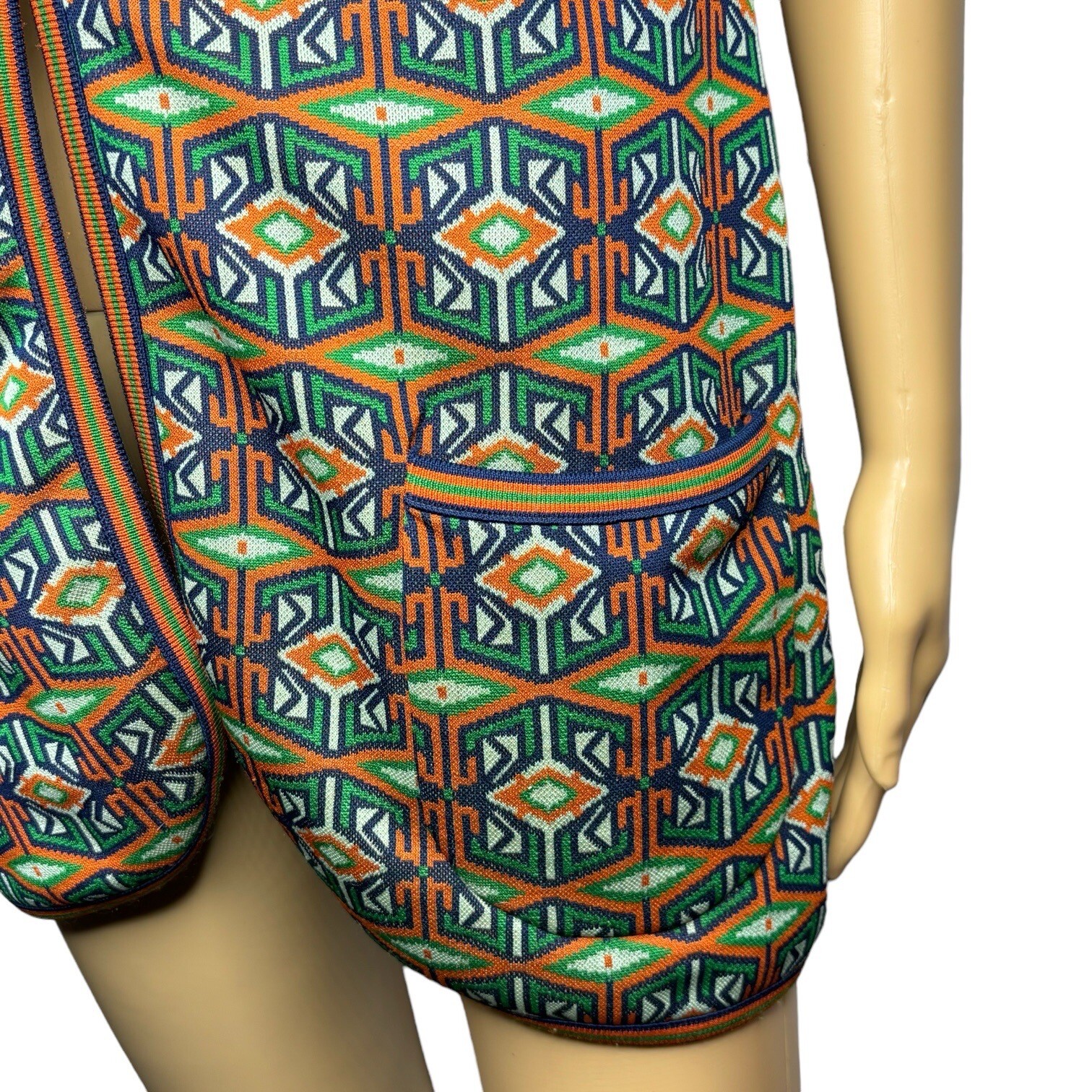 AILEEN Women’s Vest Size 12 Green Orange Blue Funky Pattern Button Front 70s VTG