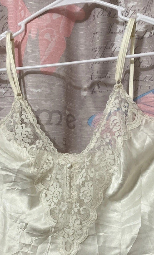 MAIDENFORM Chantilly 64603 Cream Satin Lace Camisole Slip Top Cami 36 USA made
