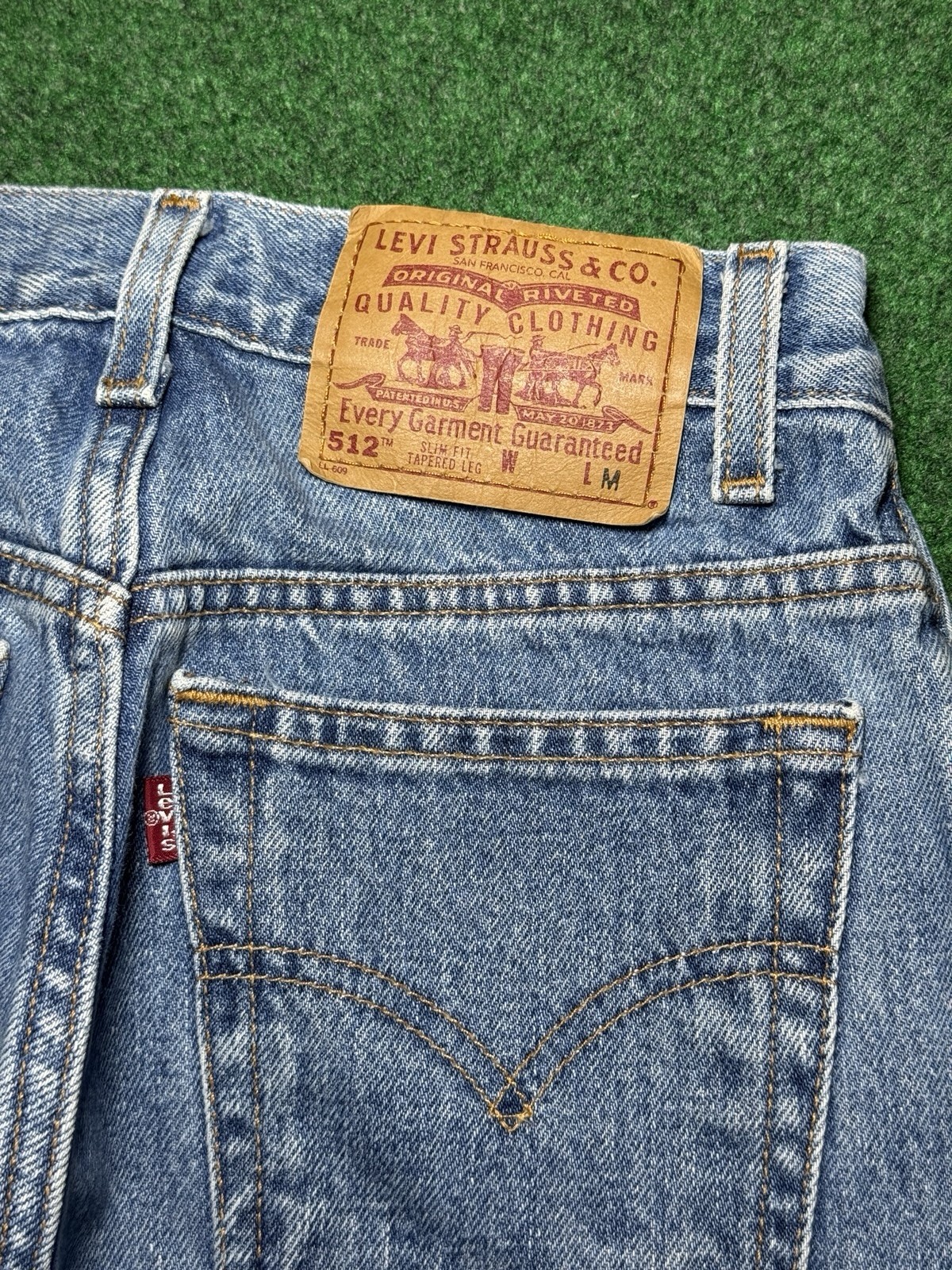 Vintage Levi’s 512 Slim Taper Womens 5 Jr 26×31 Light Wash Y2K 90s Denim Jeans