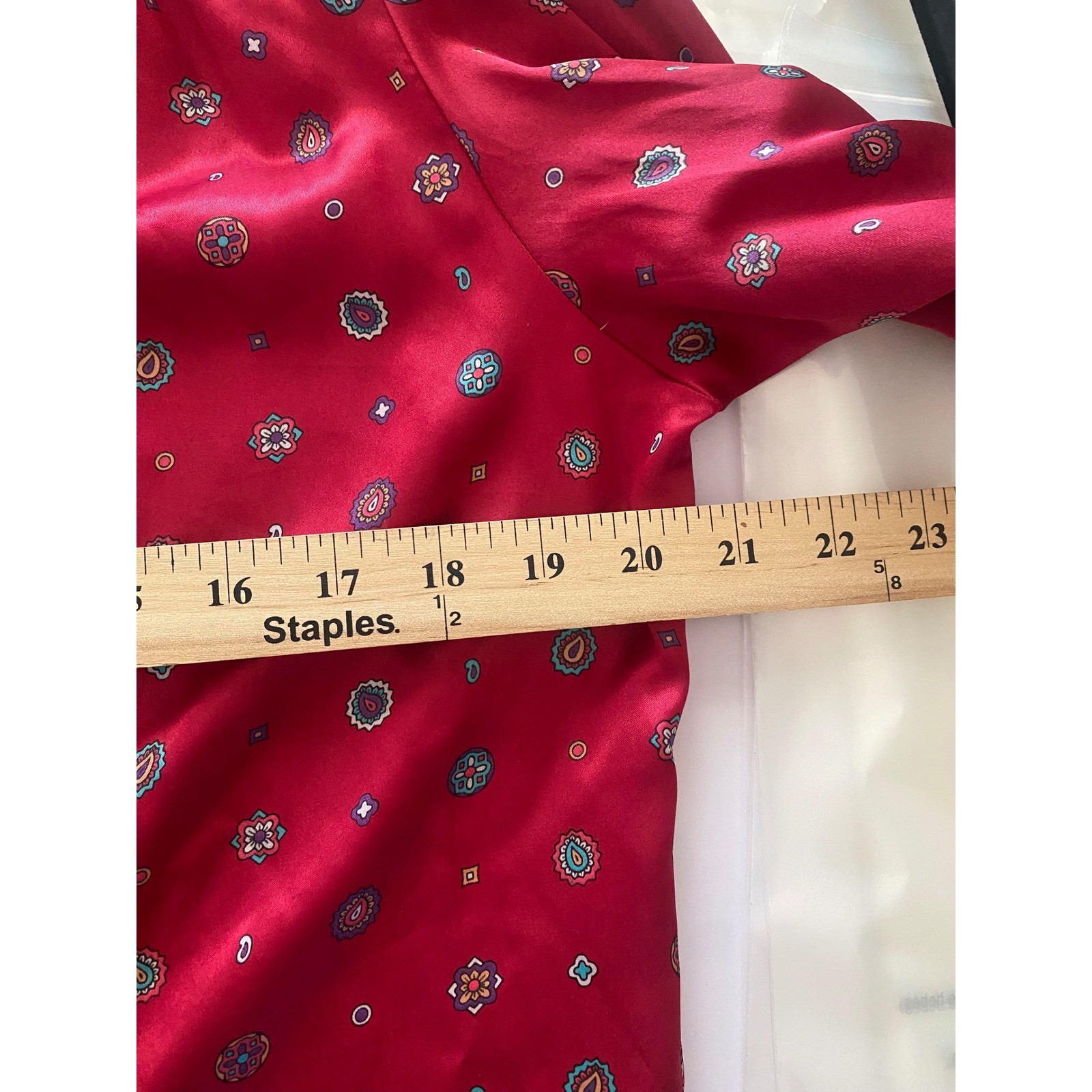 Vintage Koret Career Red Satin Tie Neck Blouse 80s Foulard Print Size 8 29347