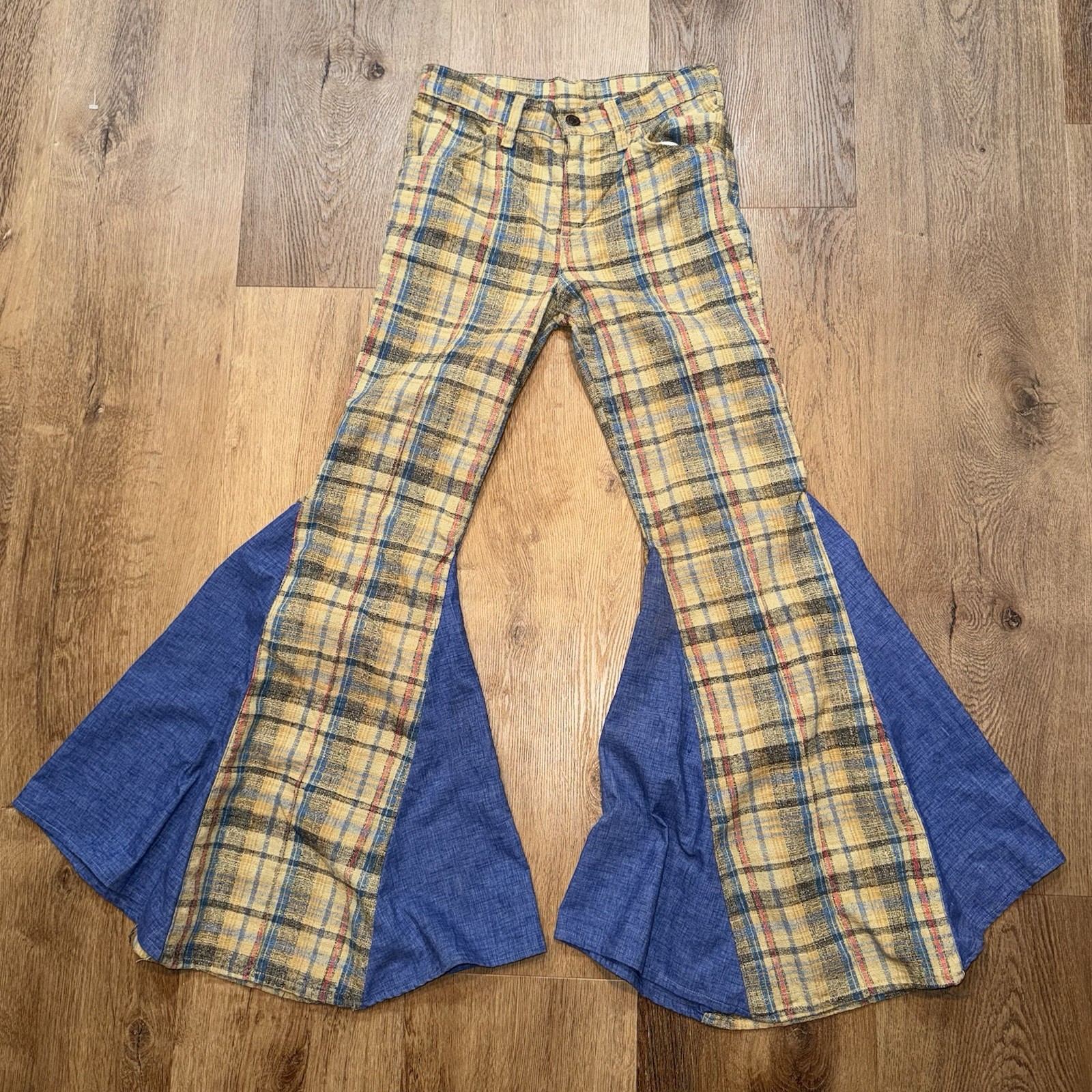 Vintage Levis Bell Bottom Pants Womens 28 30 60s 70s Disco Hippie Boho Custom