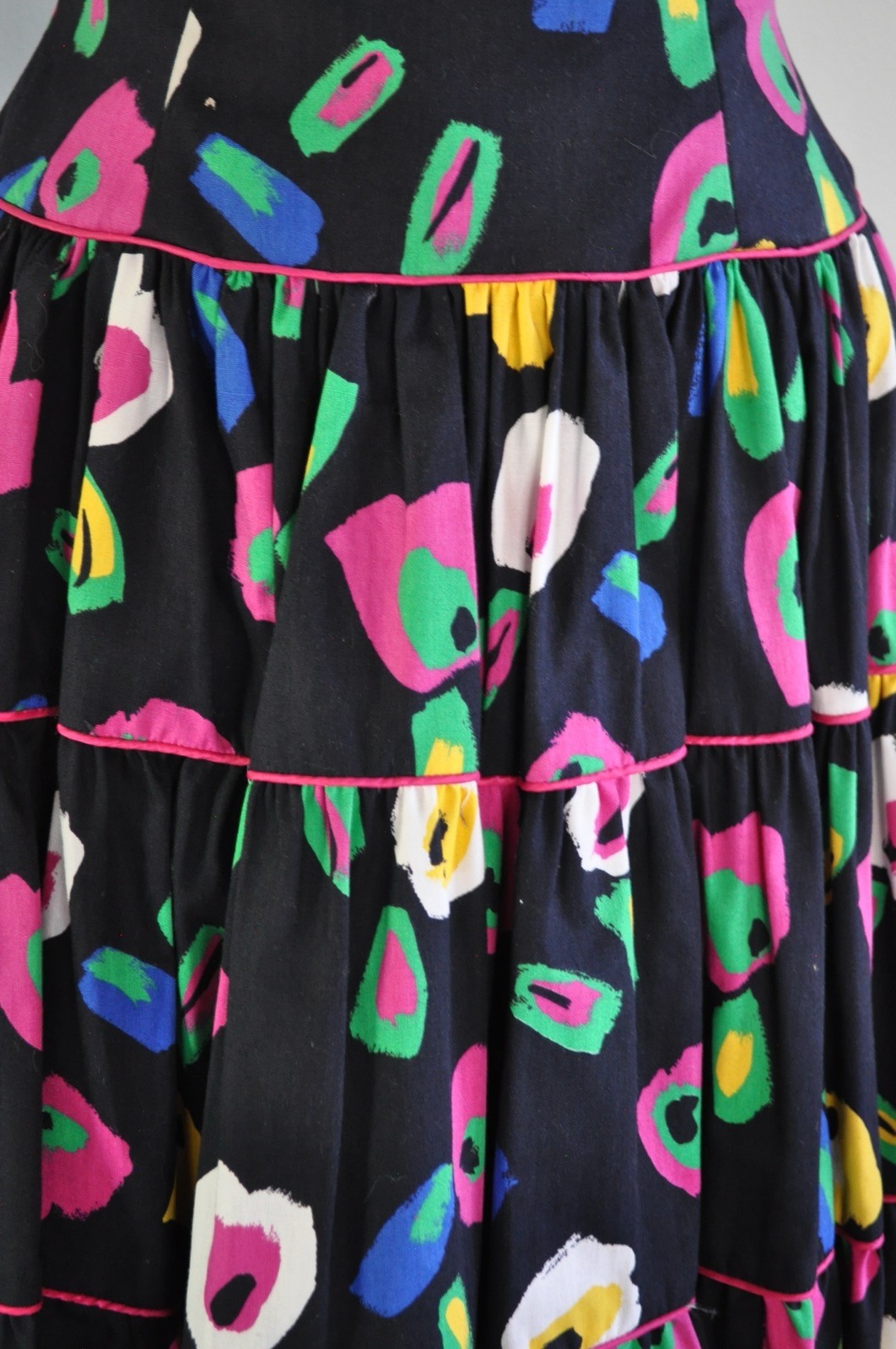 Vintage Prom Dress 1980’s AJ Bari Size 8 Black with Geometric Pattern Drop Waist