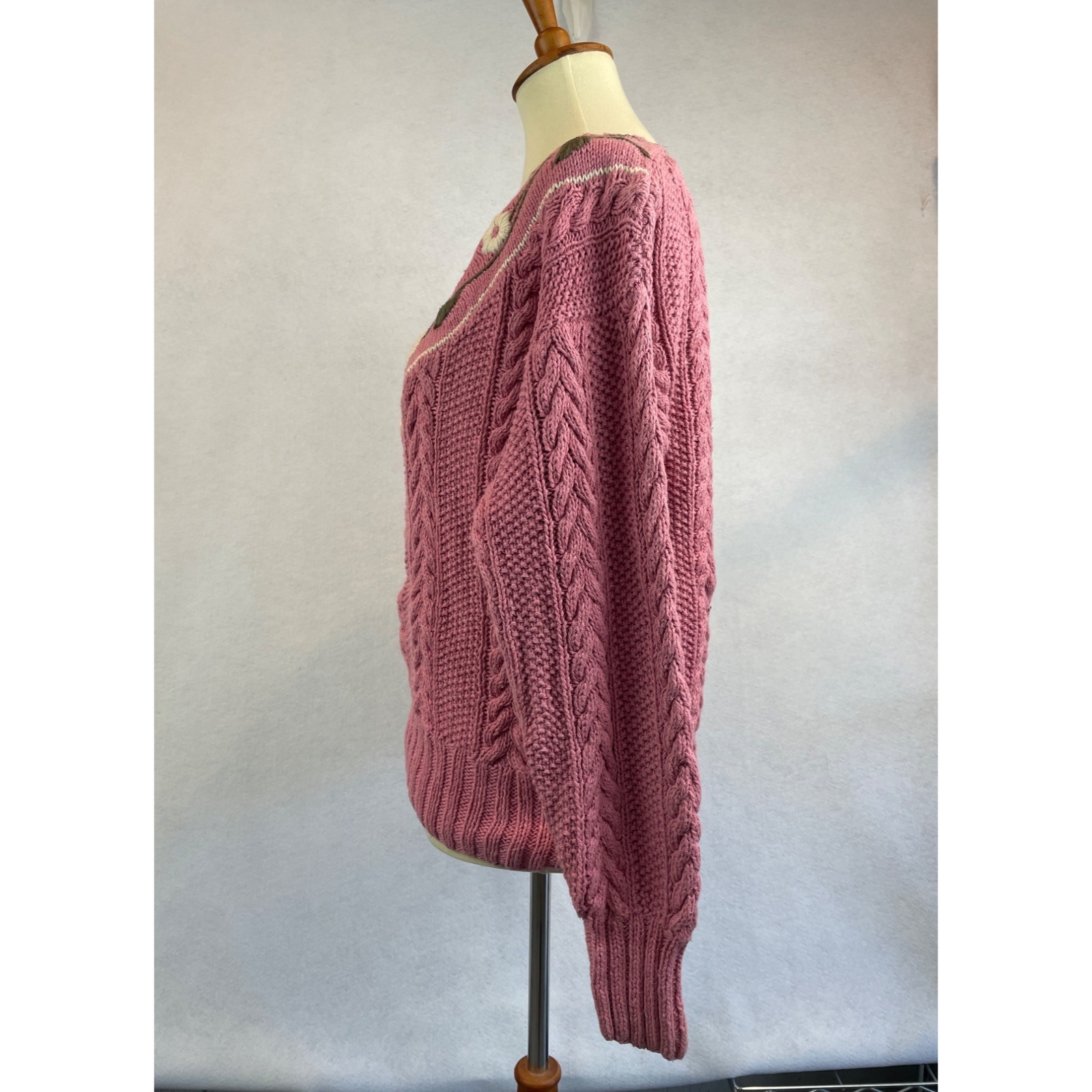 Vintage 80s 90s Melbourne Country Sweater Pink V Neck Floral Hand Knit Size M