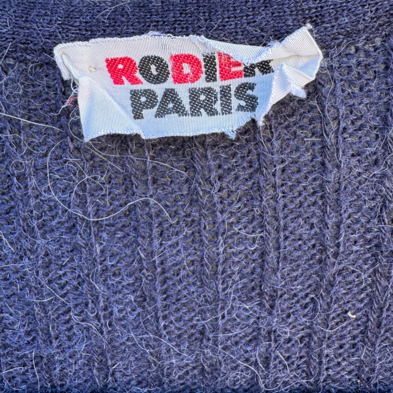 Rodier Paris Vintage French 90s Ribbed Knit V-Neck Librarian Sweater Vest Navy M